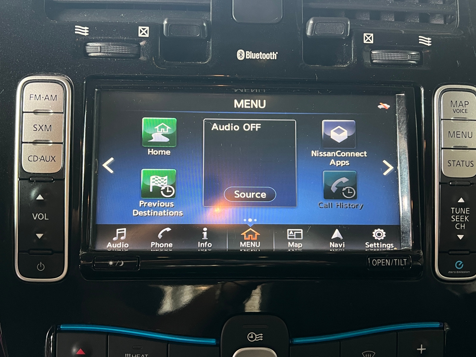 Thumbnail: 2016 Nissan Leaf - 4