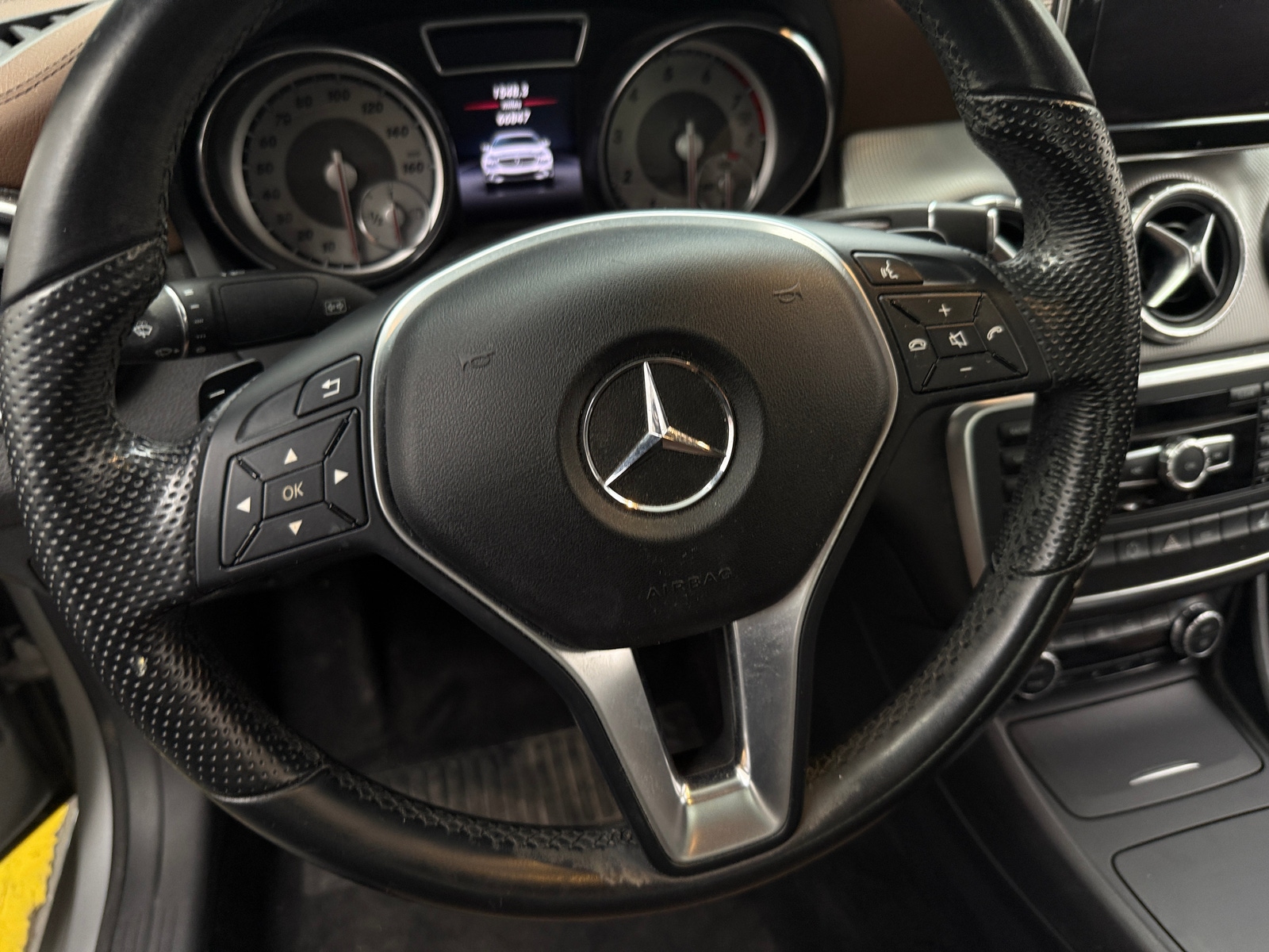 Thumbnail: 2014 Mercedes-Benz CLA - 4