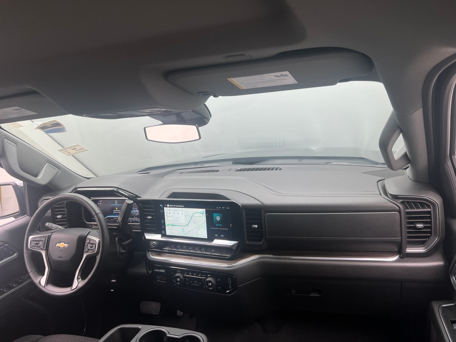 Thumbnail: 2025 Chevrolet Silverado 1500 - 3