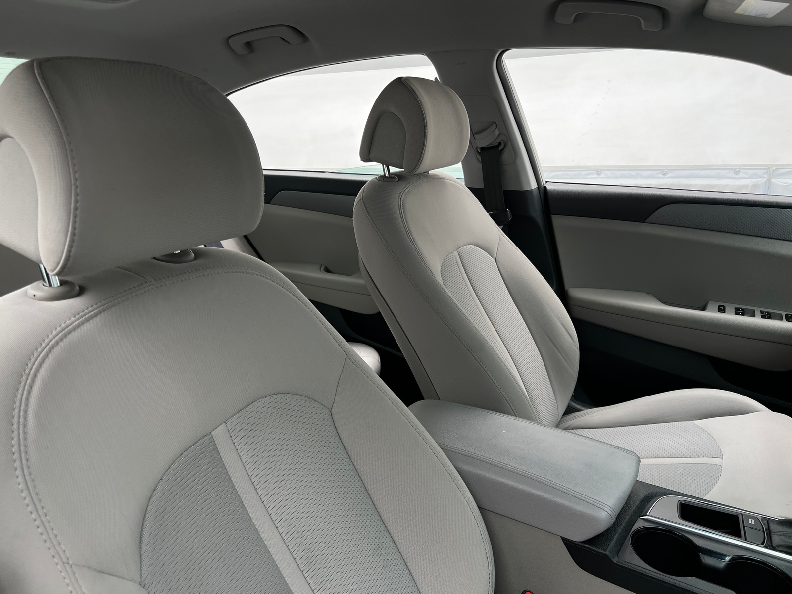 Thumbnail: 2016 Hyundai Sonata - 2