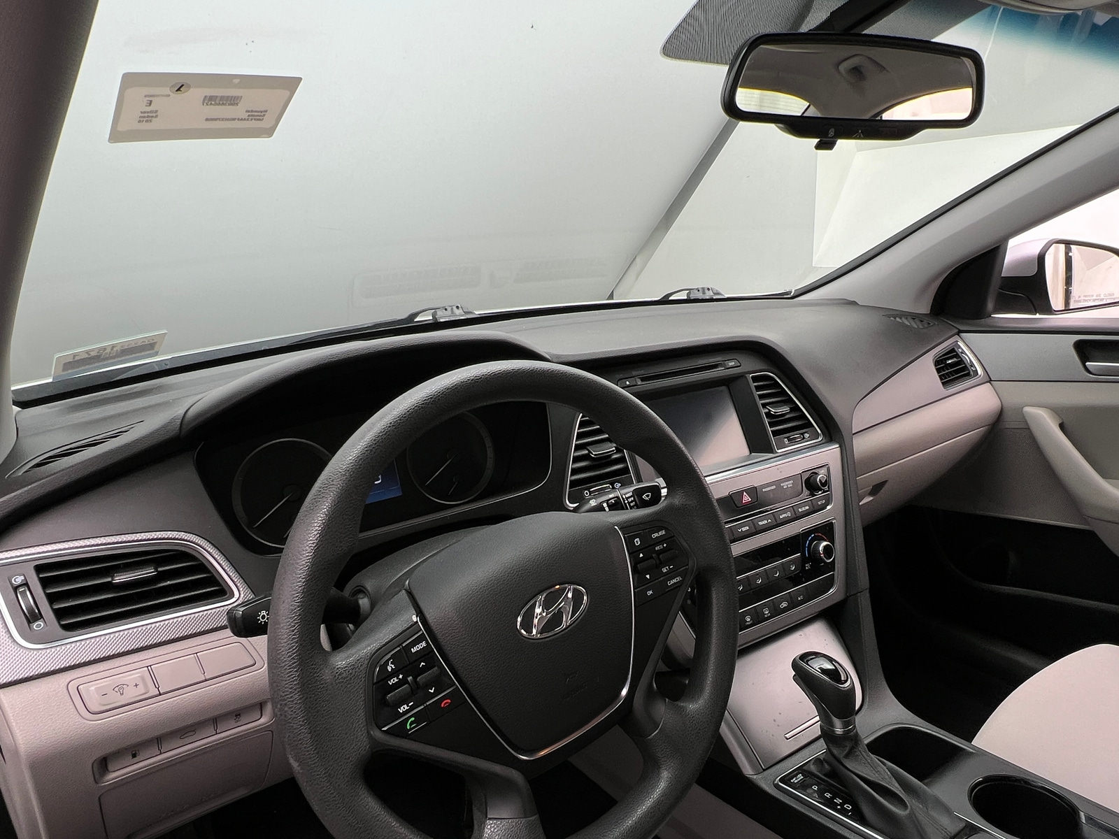 Thumbnail: 2016 Hyundai Sonata - 3