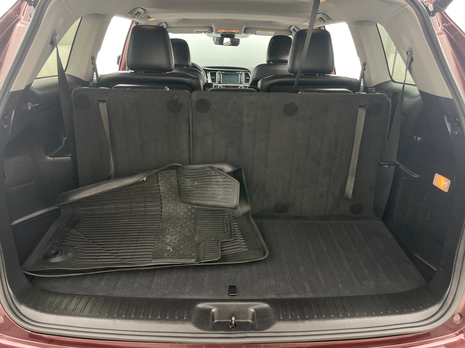 Thumbnail: 2019 Toyota Highlander - 6