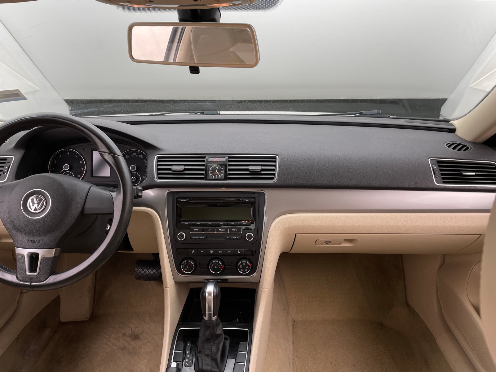 Thumbnail: 2015 Volkswagen Passat - 3