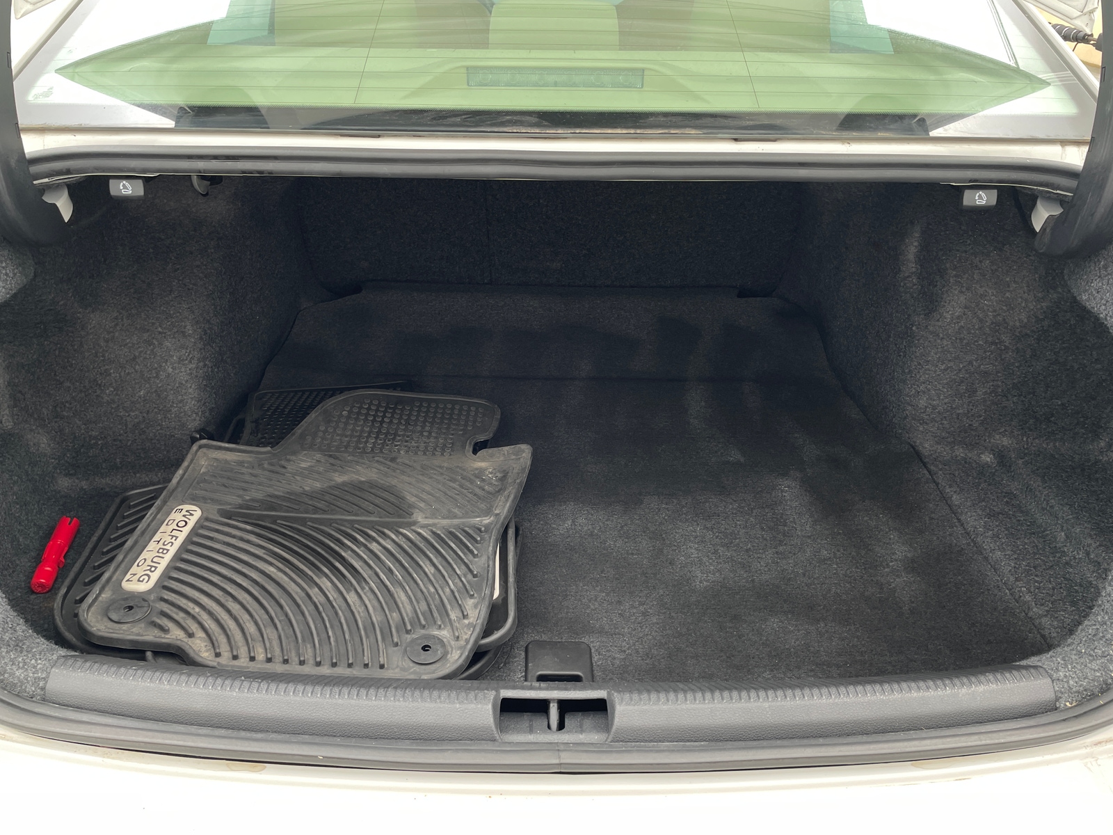 Thumbnail: 2015 Volkswagen Passat - 7