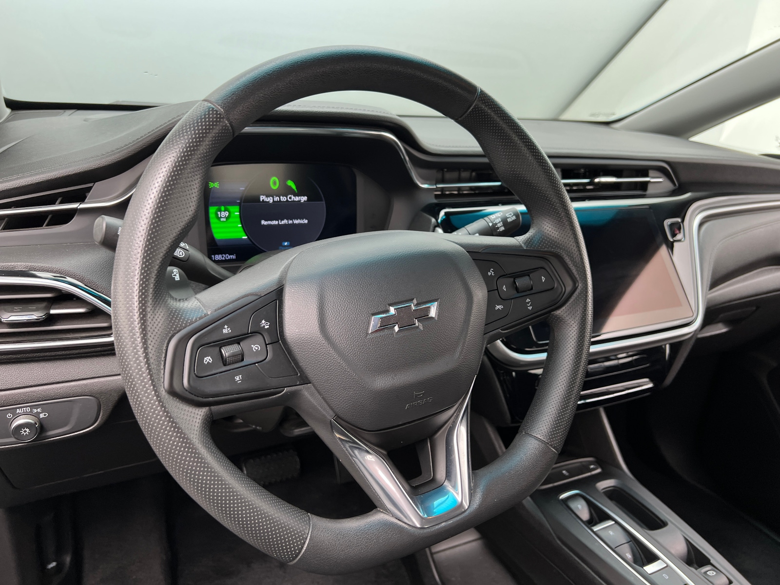 Thumbnail: 2022 Chevrolet Bolt EV - 5