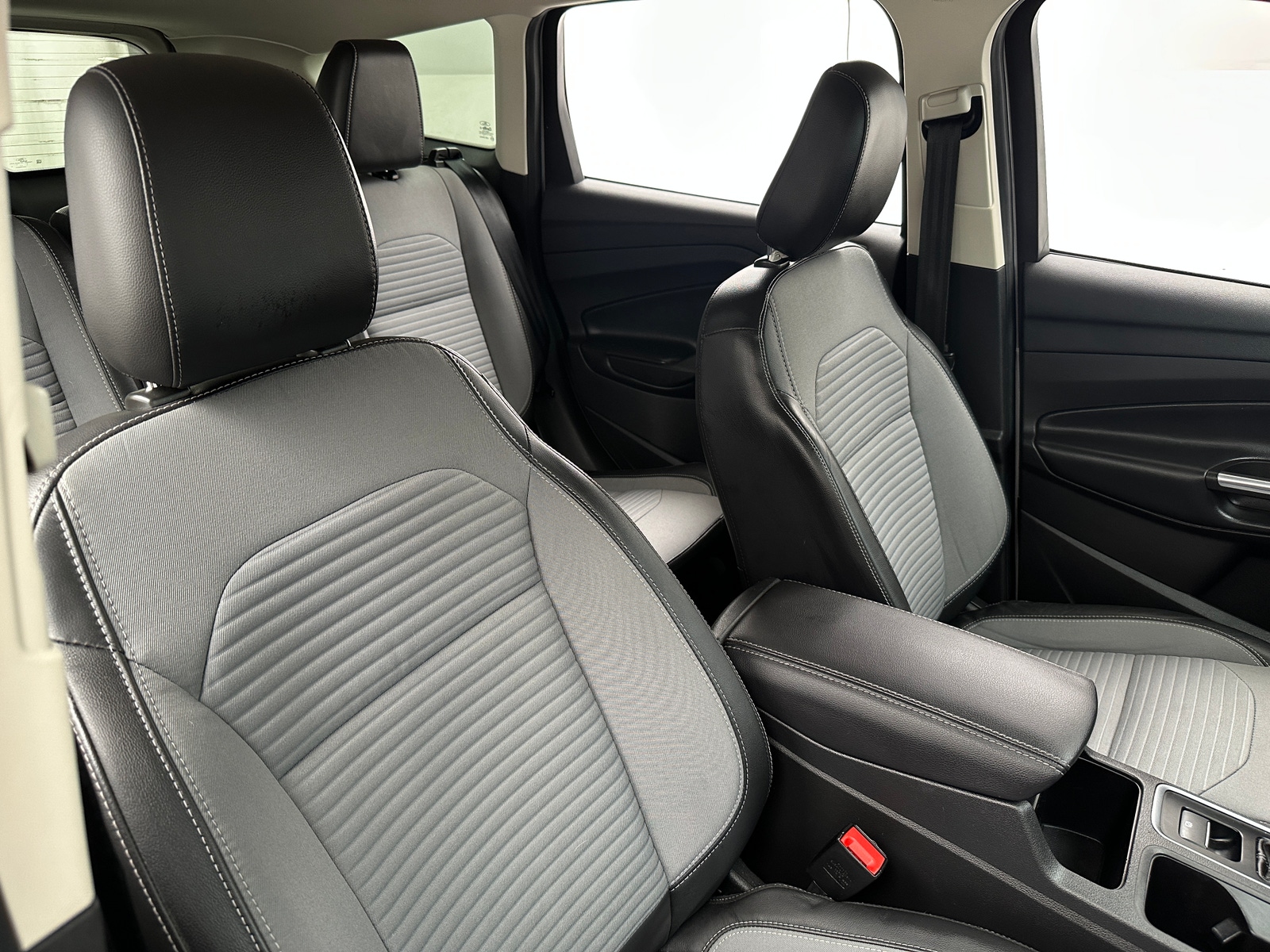 Thumbnail: 2019 Ford Escape - 2