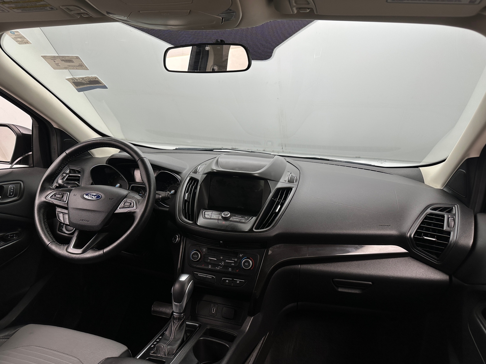 Thumbnail: 2019 Ford Escape - 3