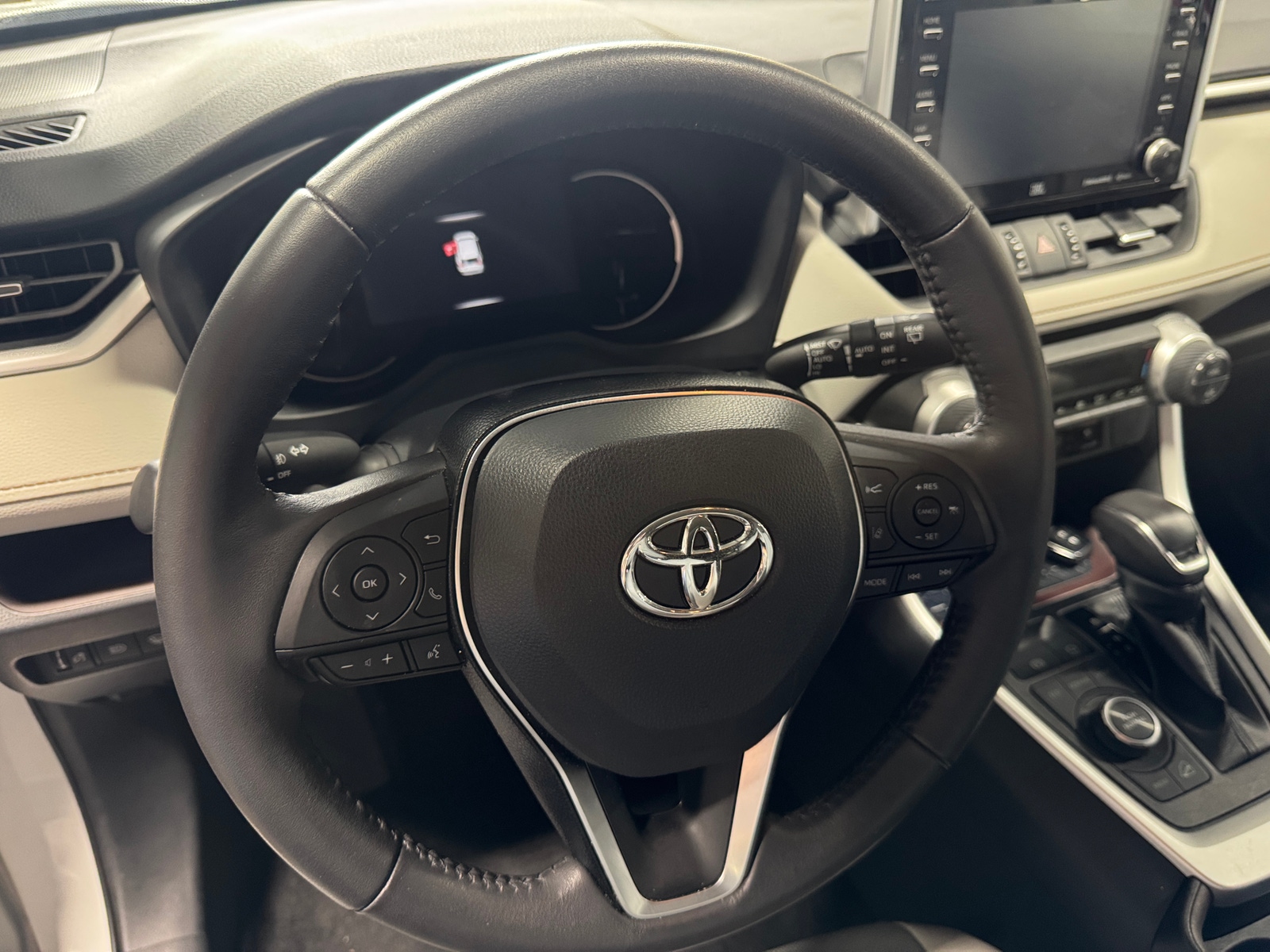 Thumbnail: 2020 Toyota RAV4 - 5