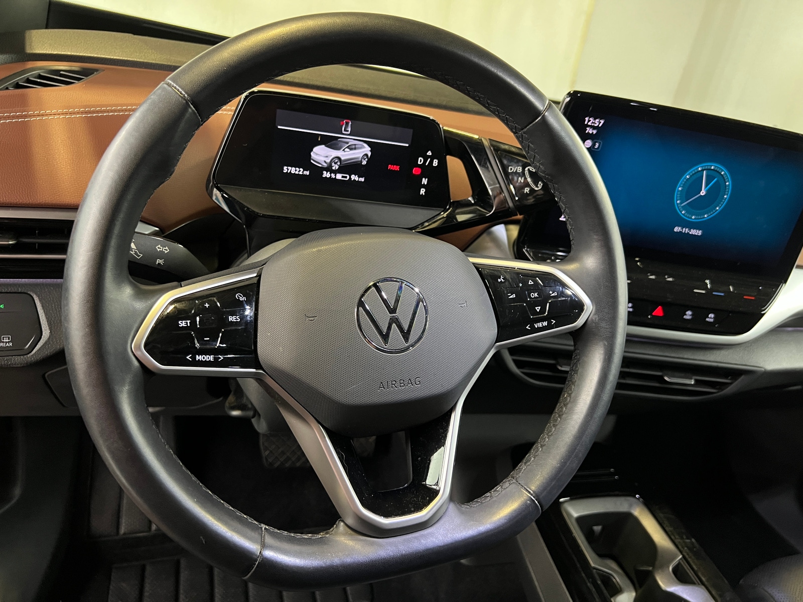 Thumbnail: 2022 Volkswagen ID.4 - 4