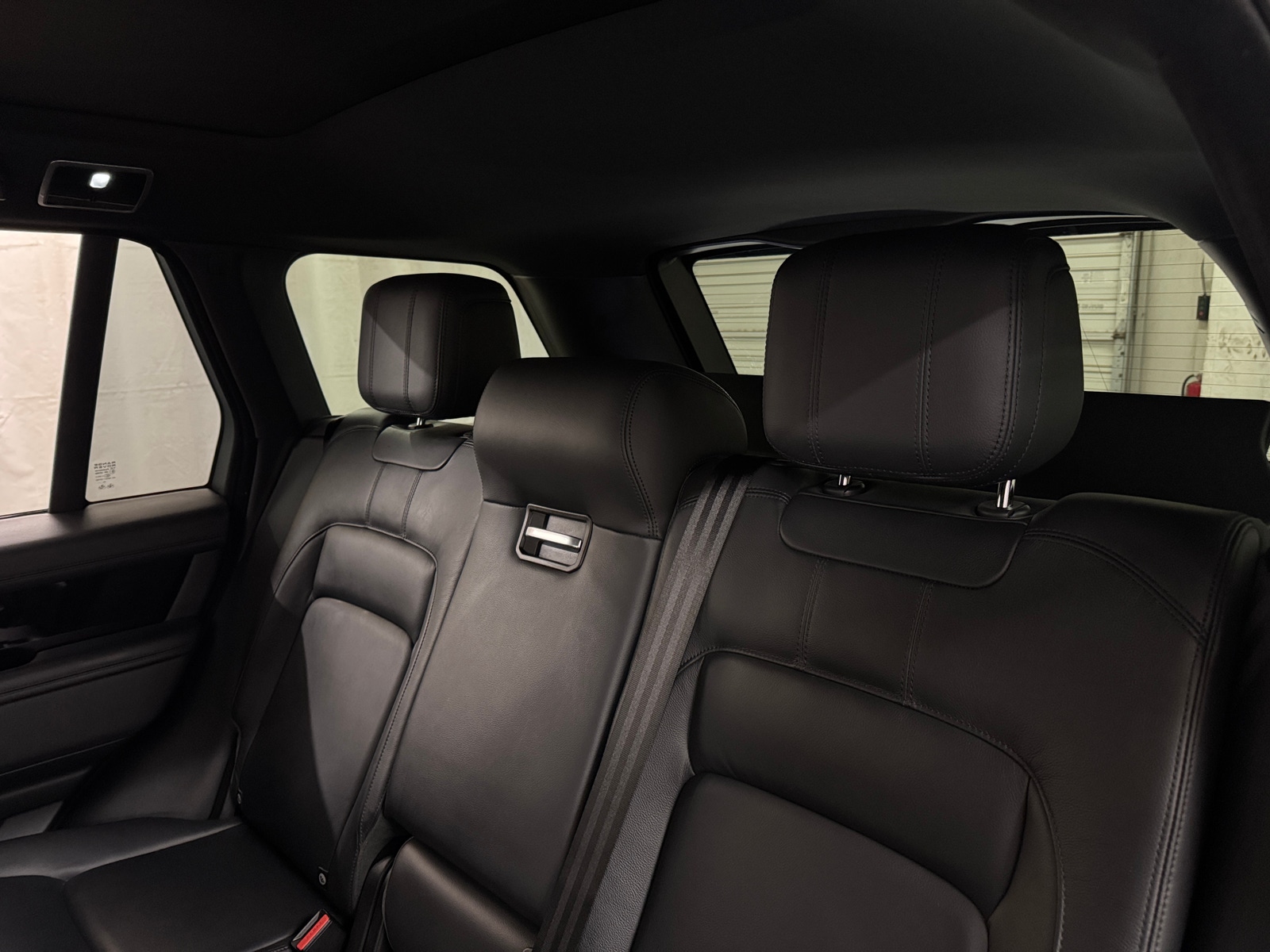 Thumbnail: 2020 Land Rover Range Rover - 5