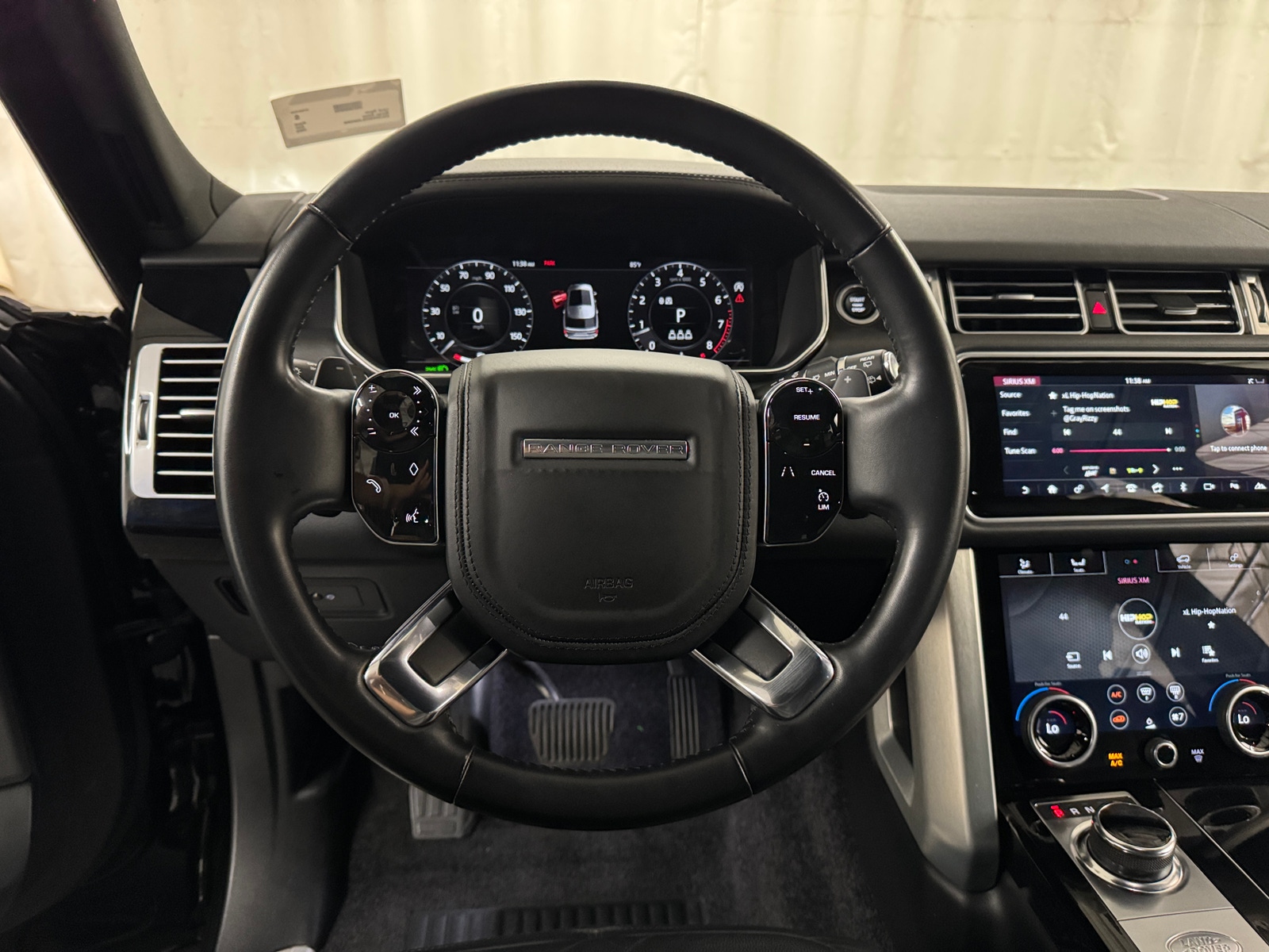 Thumbnail: 2020 Land Rover Range Rover - 4