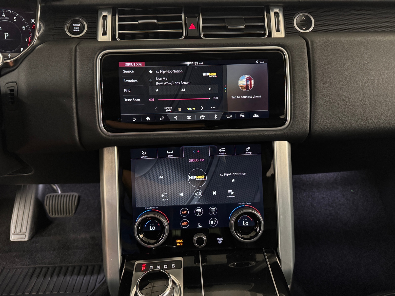 Thumbnail: 2020 Land Rover Range Rover - 3