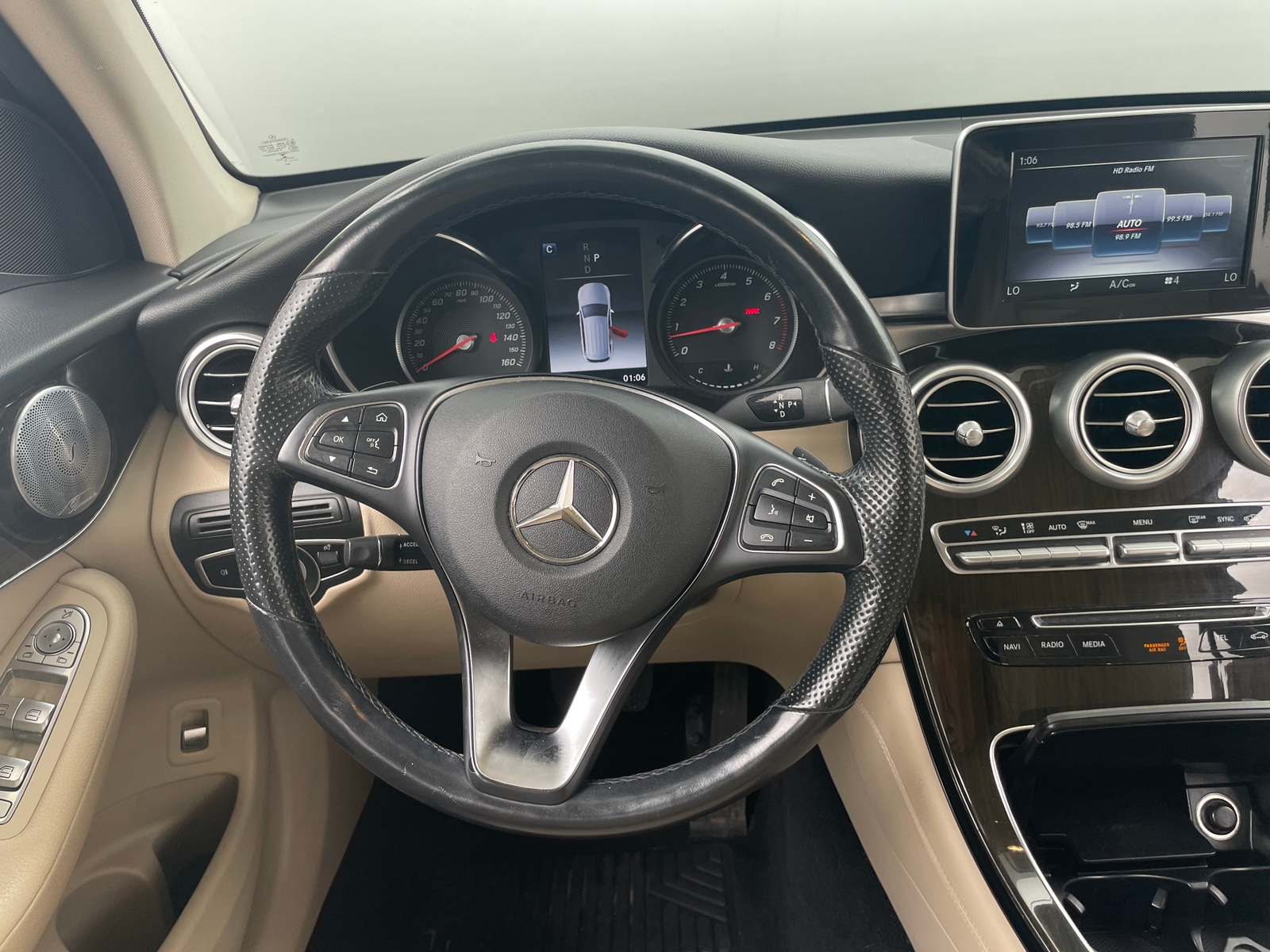 Thumbnail: 2019 Mercedes-Benz GLC - 4