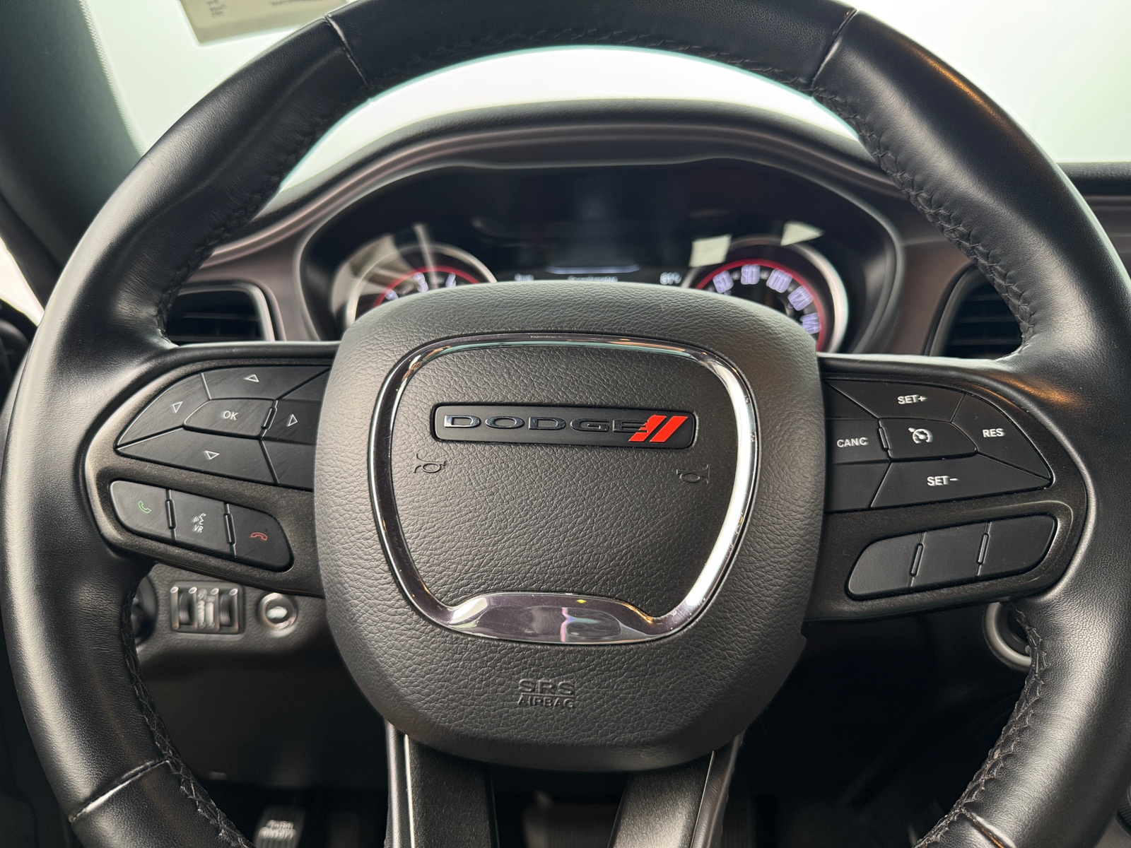 Thumbnail: 2023 Dodge Challenger - 4