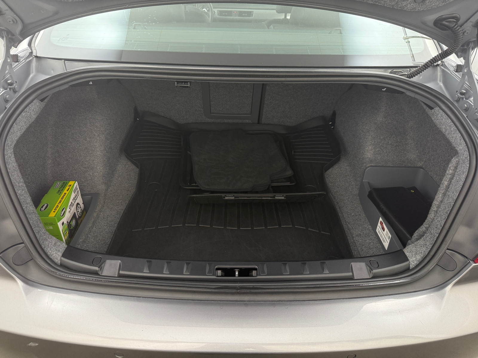 Thumbnail: 2011 BMW 3 Series - 5