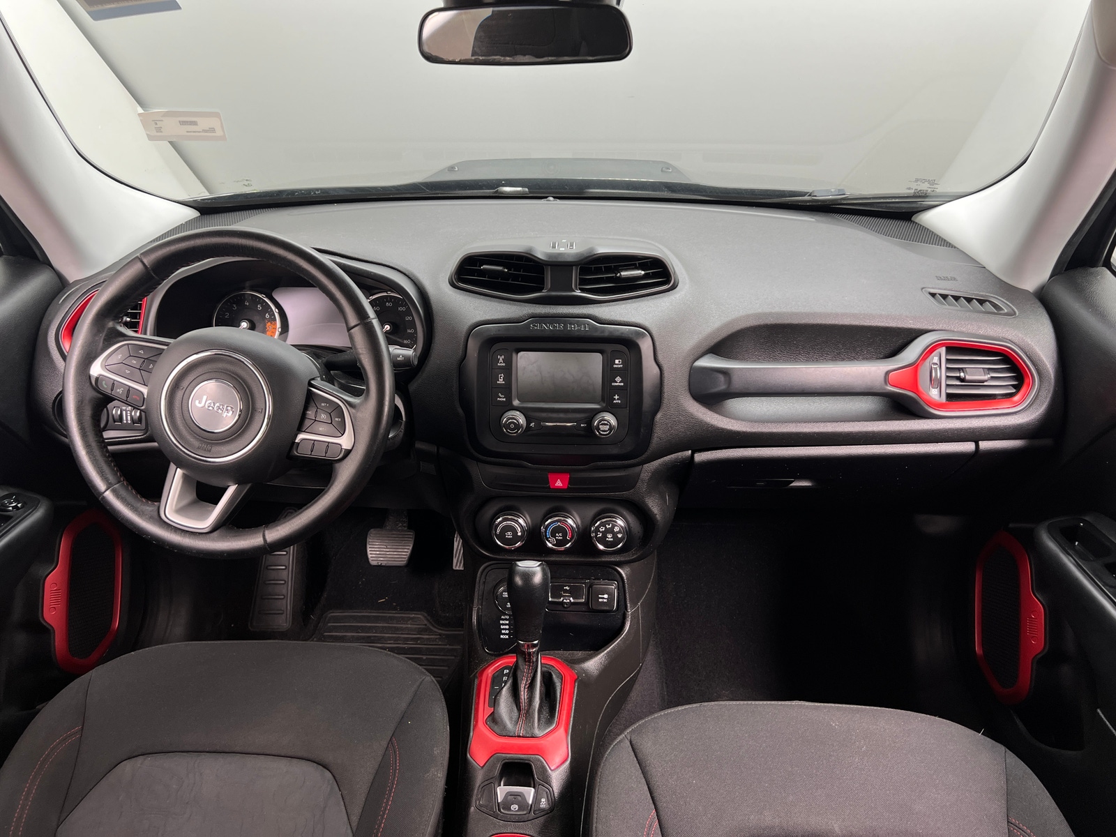 Thumbnail: 2016 Jeep Renegade - 3