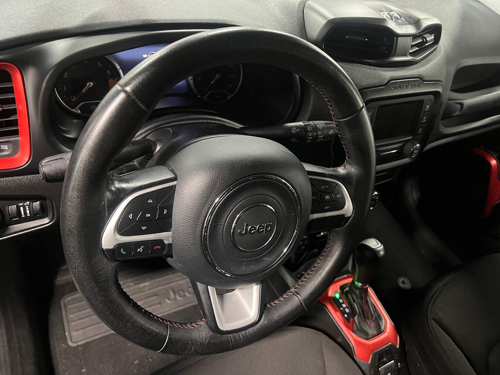 Thumbnail: 2016 Jeep Renegade - 5