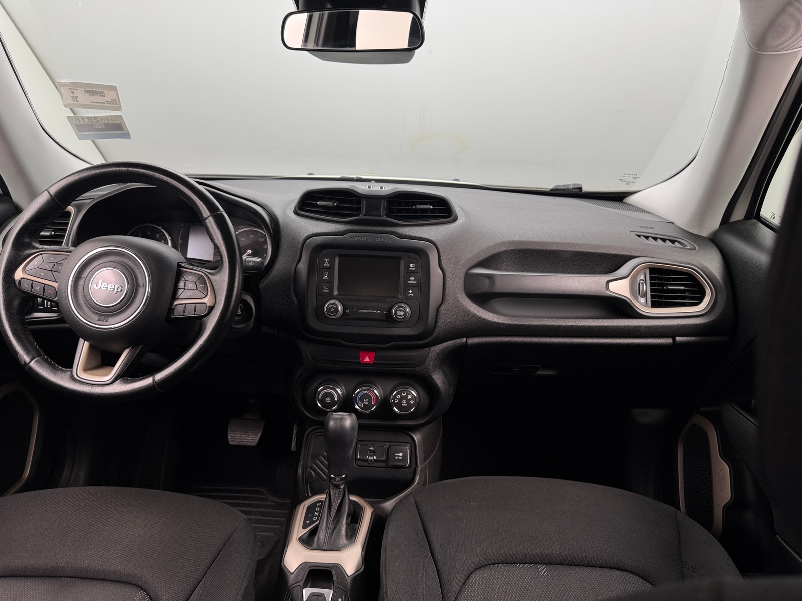 Thumbnail: 2016 Jeep Renegade - 3