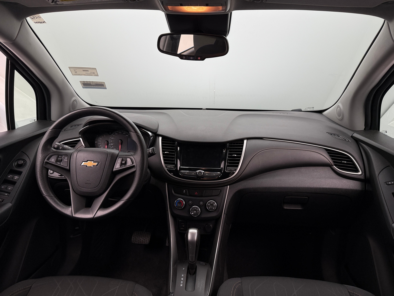 Thumbnail: 2018 Chevrolet Trax - 3