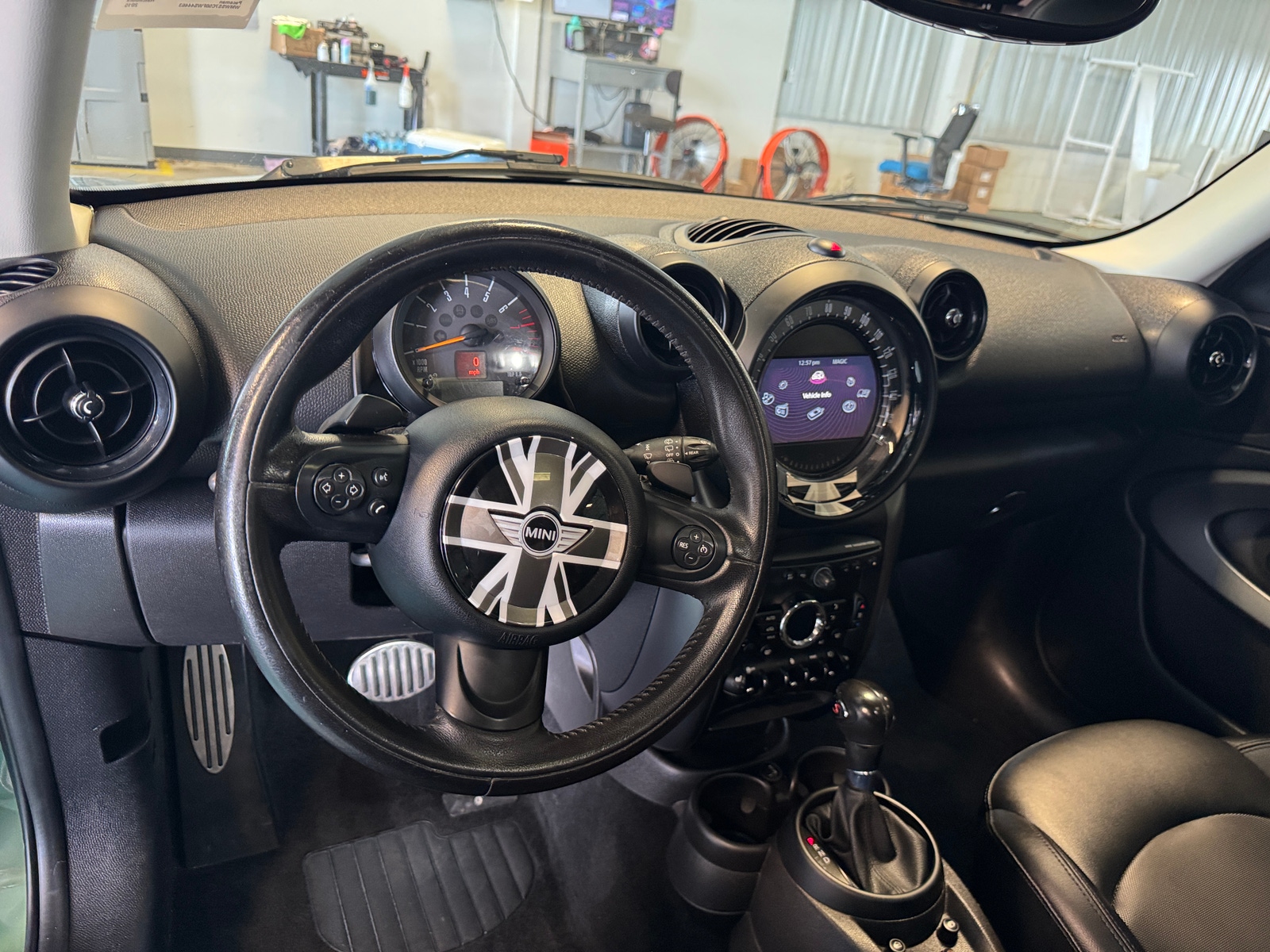 Thumbnail: 2015 MINI Cooper Paceman - 2