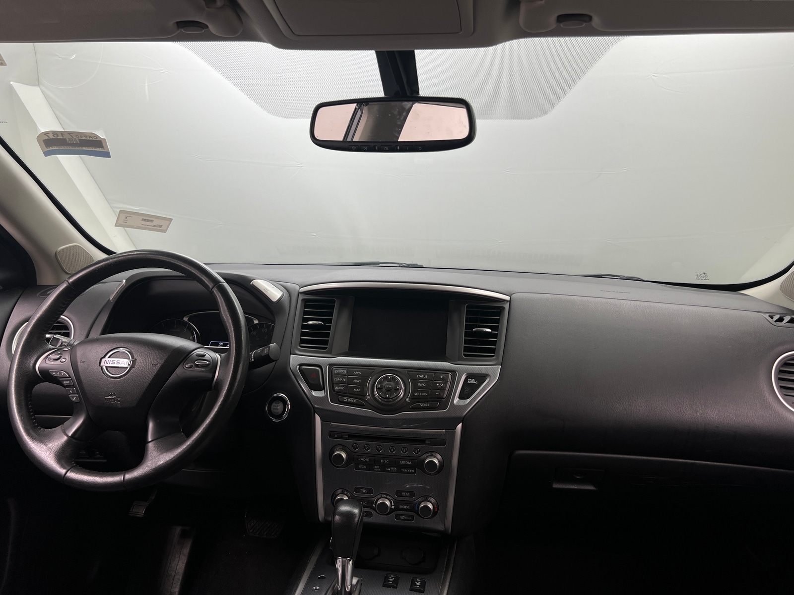 Thumbnail: 2017 Nissan Pathfinder - 2