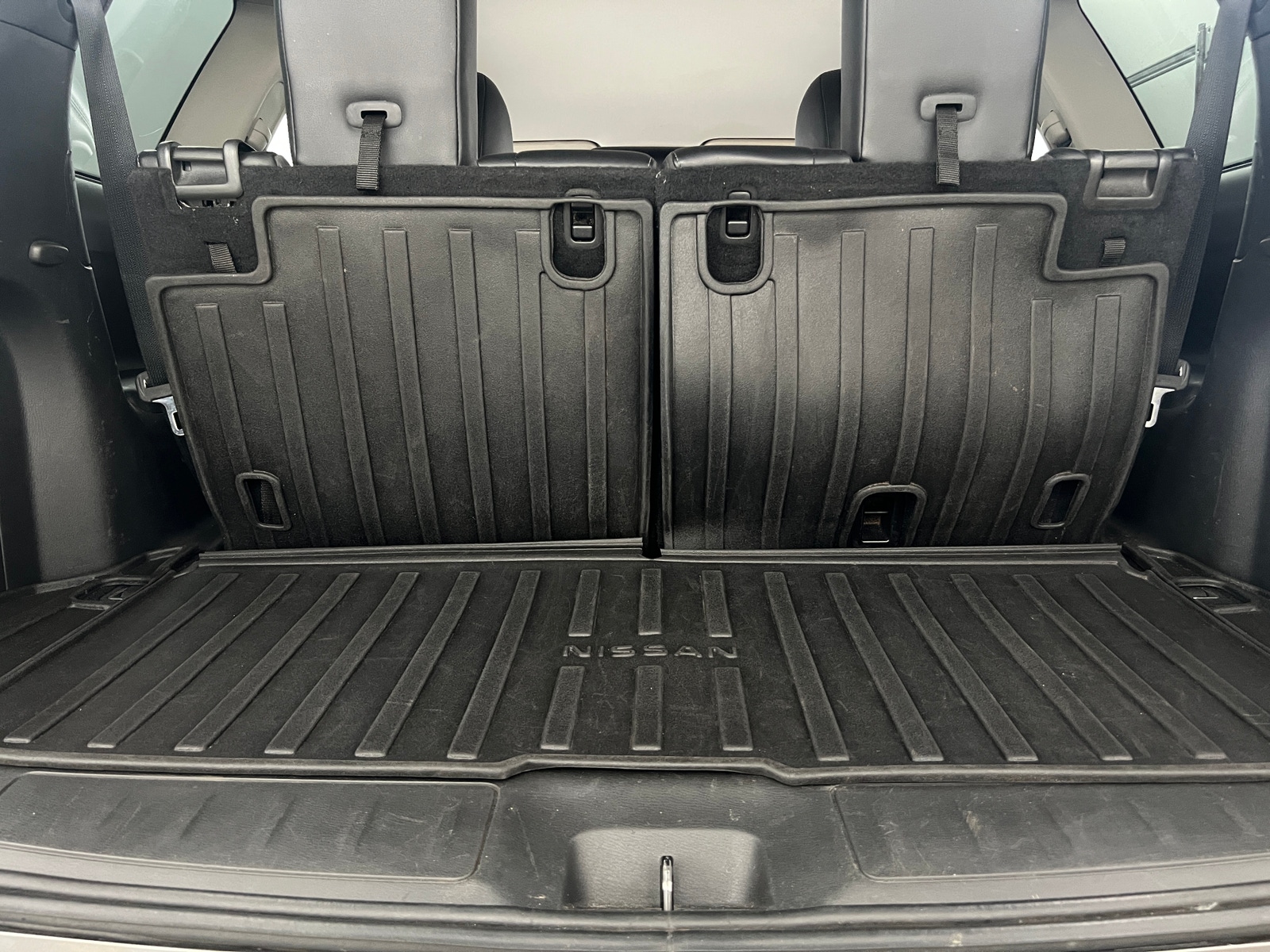 Thumbnail: 2017 Nissan Pathfinder - 6