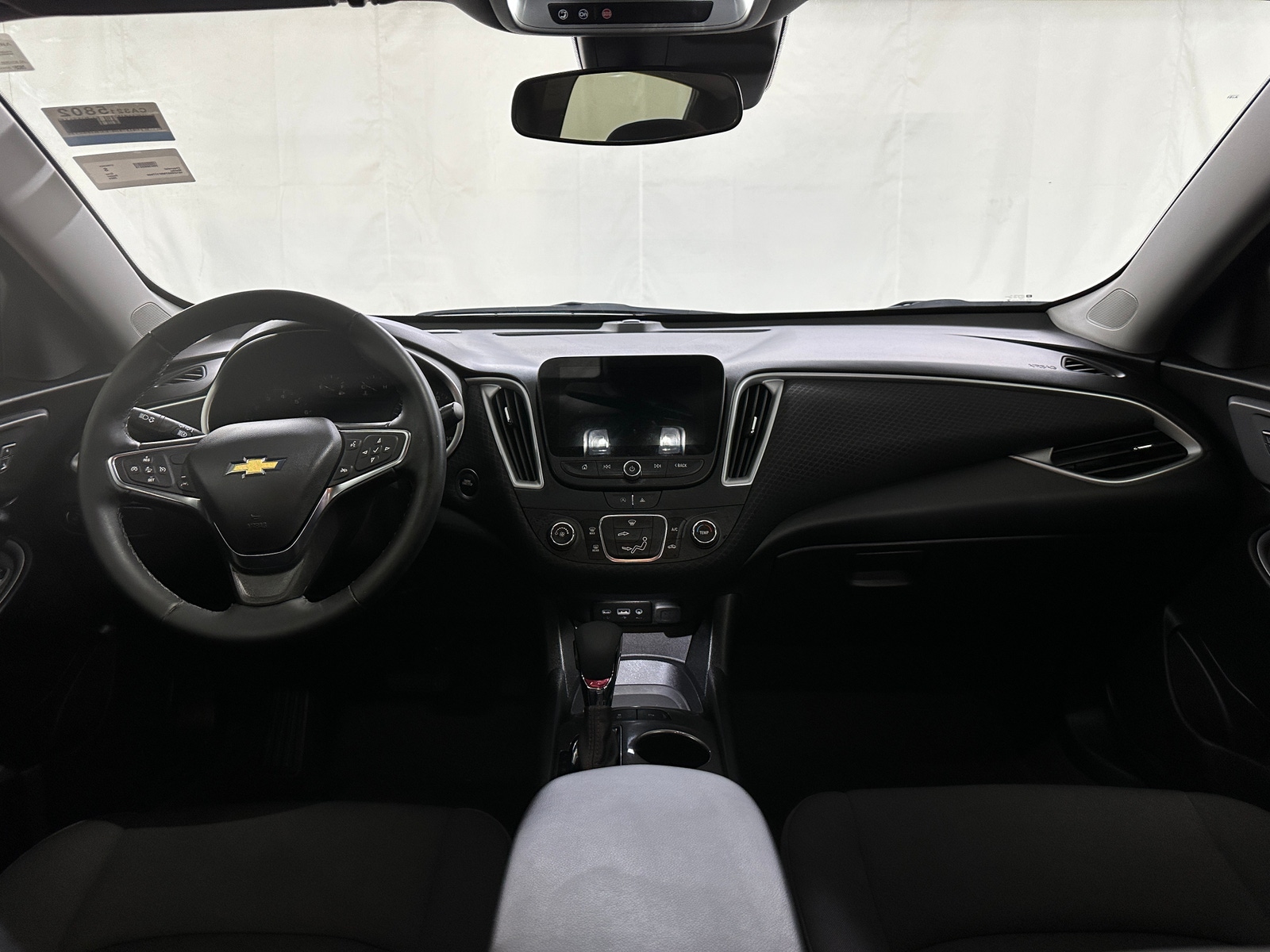 Thumbnail: 2024 Chevrolet Malibu - 3