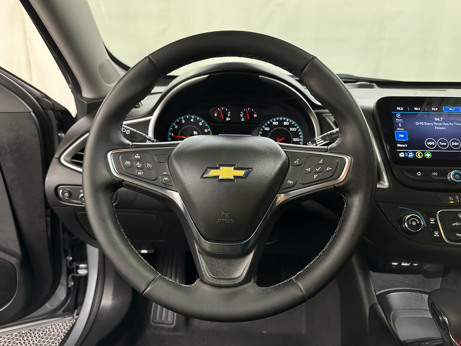 Thumbnail: 2024 Chevrolet Malibu - 5
