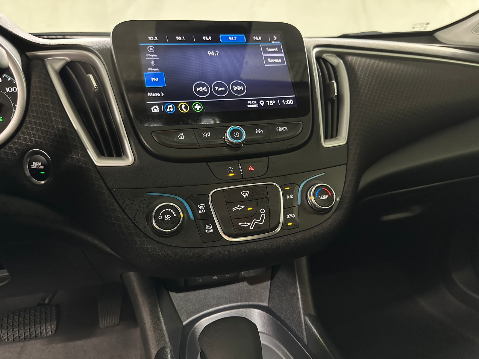 Thumbnail: 2024 Chevrolet Malibu - 4