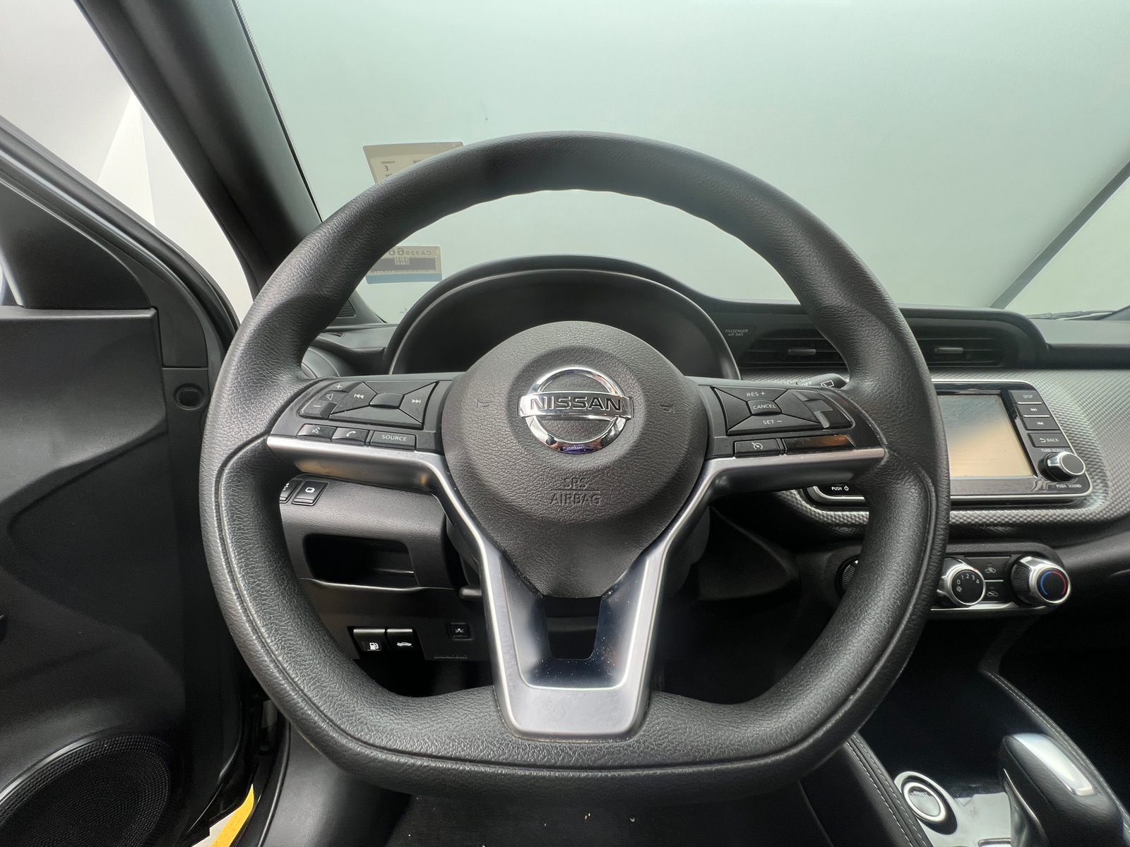 Thumbnail: 2019 Nissan Kicks - 5