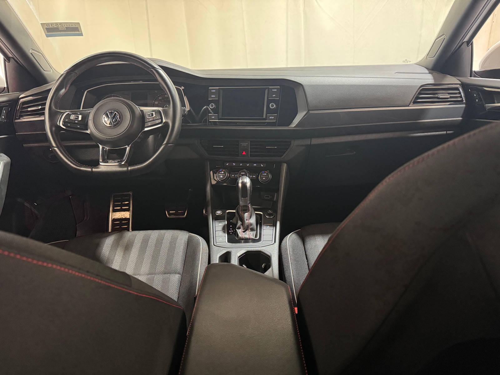 Thumbnail: 2019 Volkswagen Jetta - 3