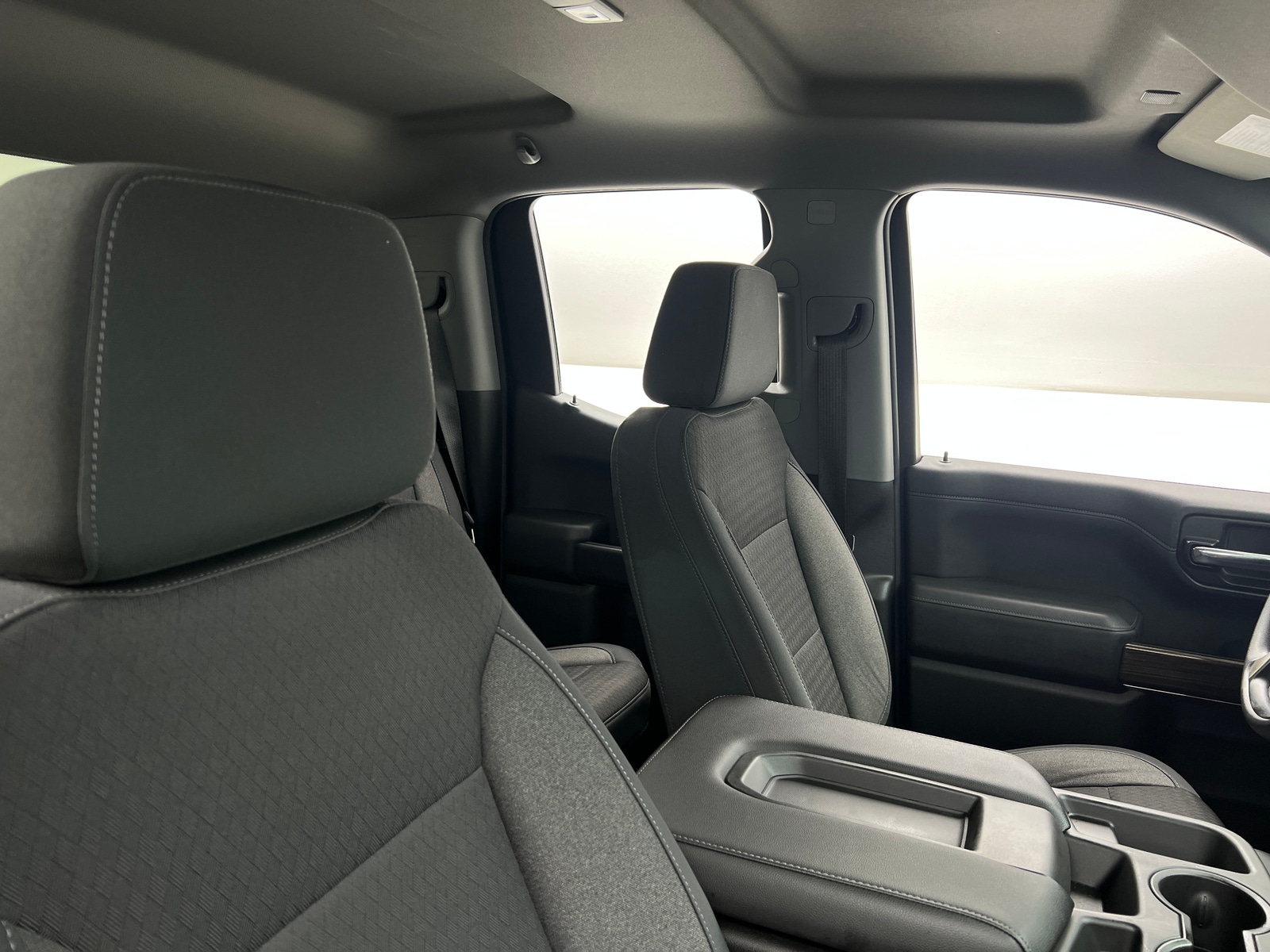 Thumbnail: 2020 Chevrolet Silverado 1500 - 2