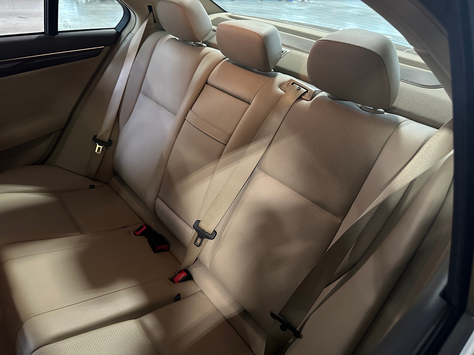 Thumbnail: 2014 Mercedes-Benz C-Class - 5