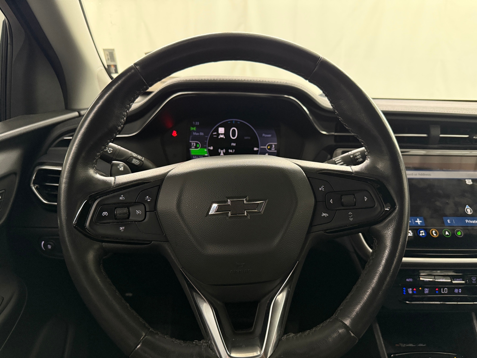 Thumbnail: 2022 Chevrolet Bolt EUV - 4