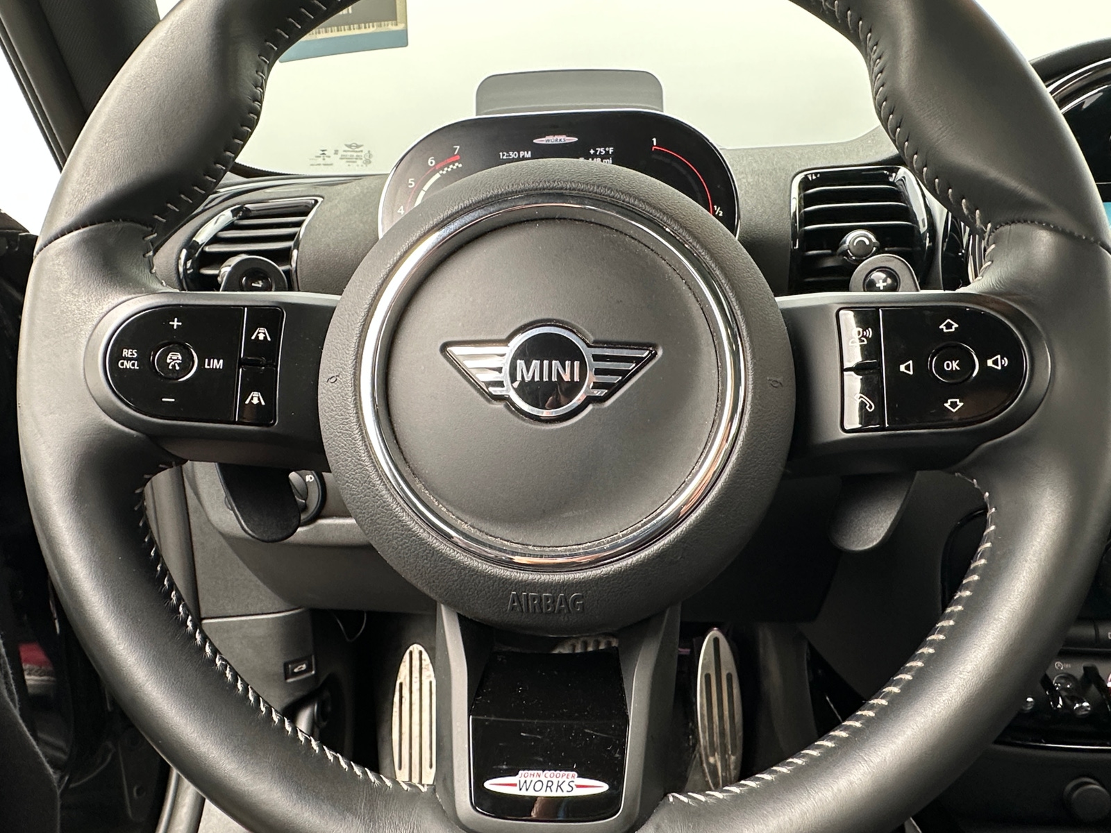 Thumbnail: 2023 MINI Cooper Clubman - 5