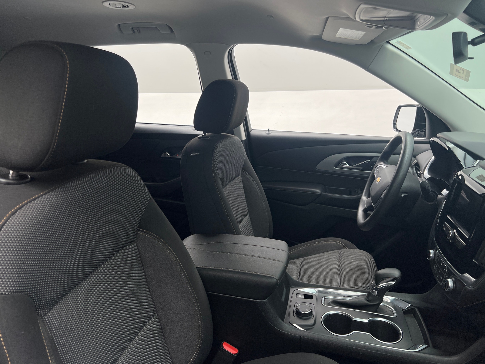 Thumbnail: 2021 Chevrolet Traverse - 2