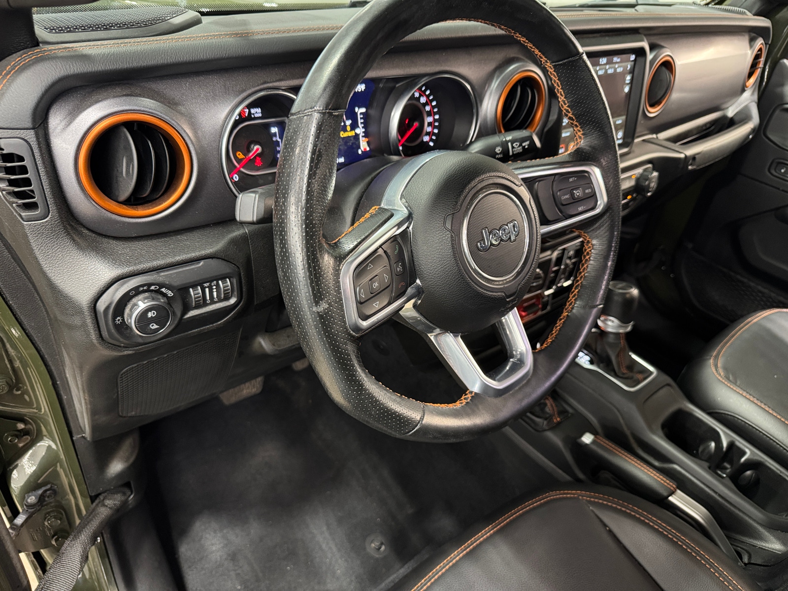 Thumbnail: 2022 Jeep Gladiator - 2