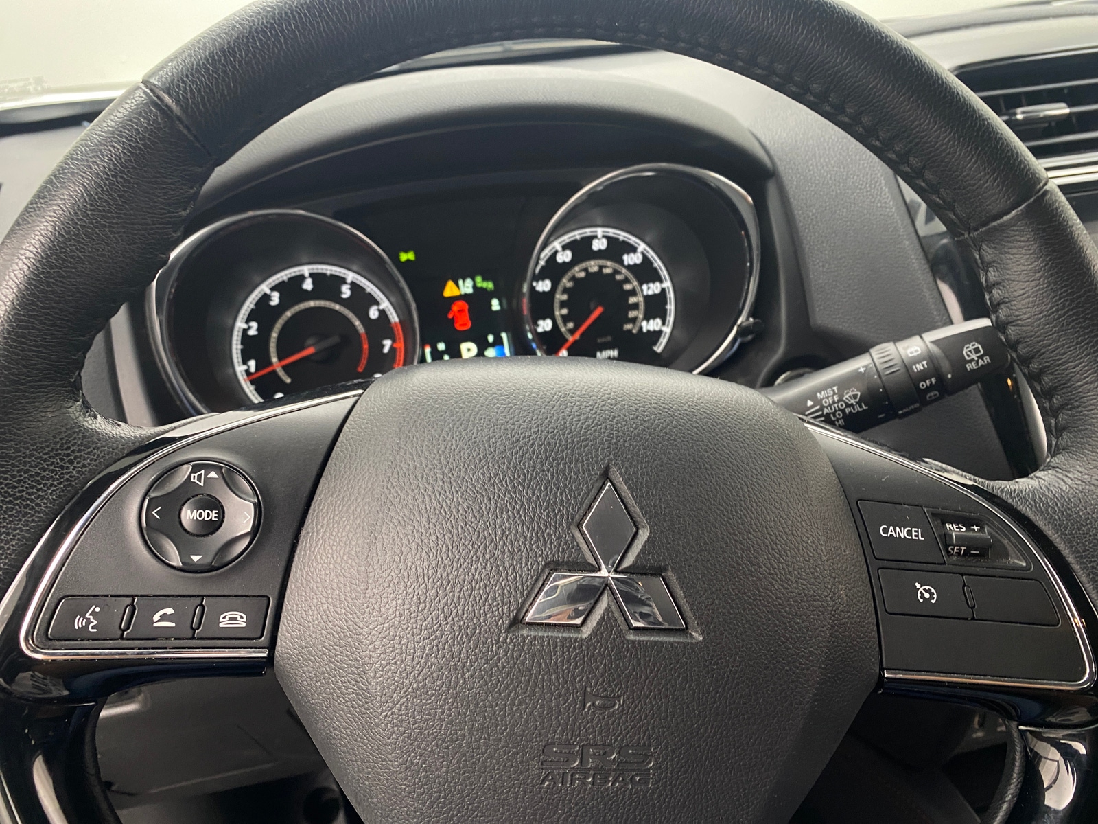 Thumbnail: 2023 Mitsubishi Outlander Sport - 4