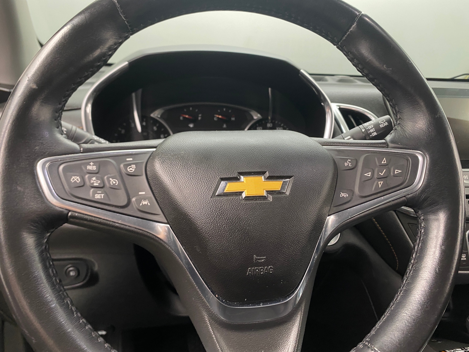 Thumbnail: 2018 Chevrolet Equinox - 4