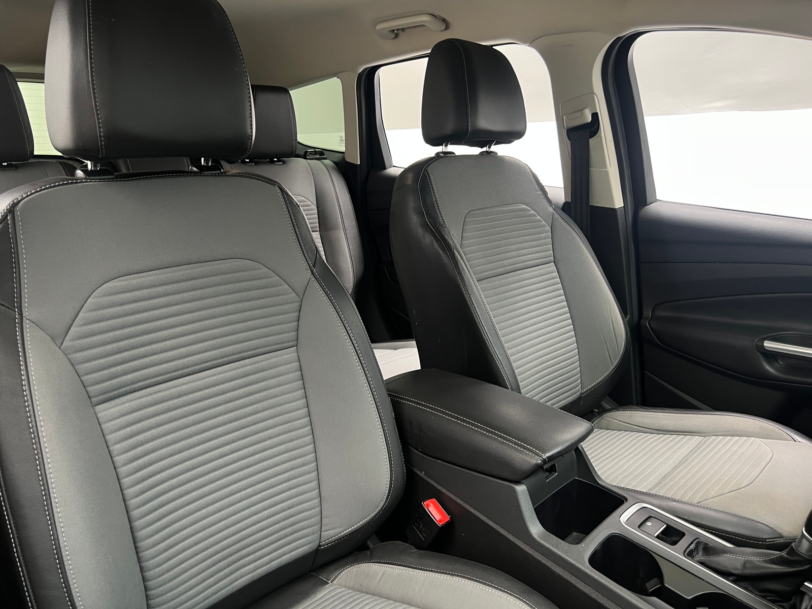 Thumbnail: 2017 Ford Escape - 2