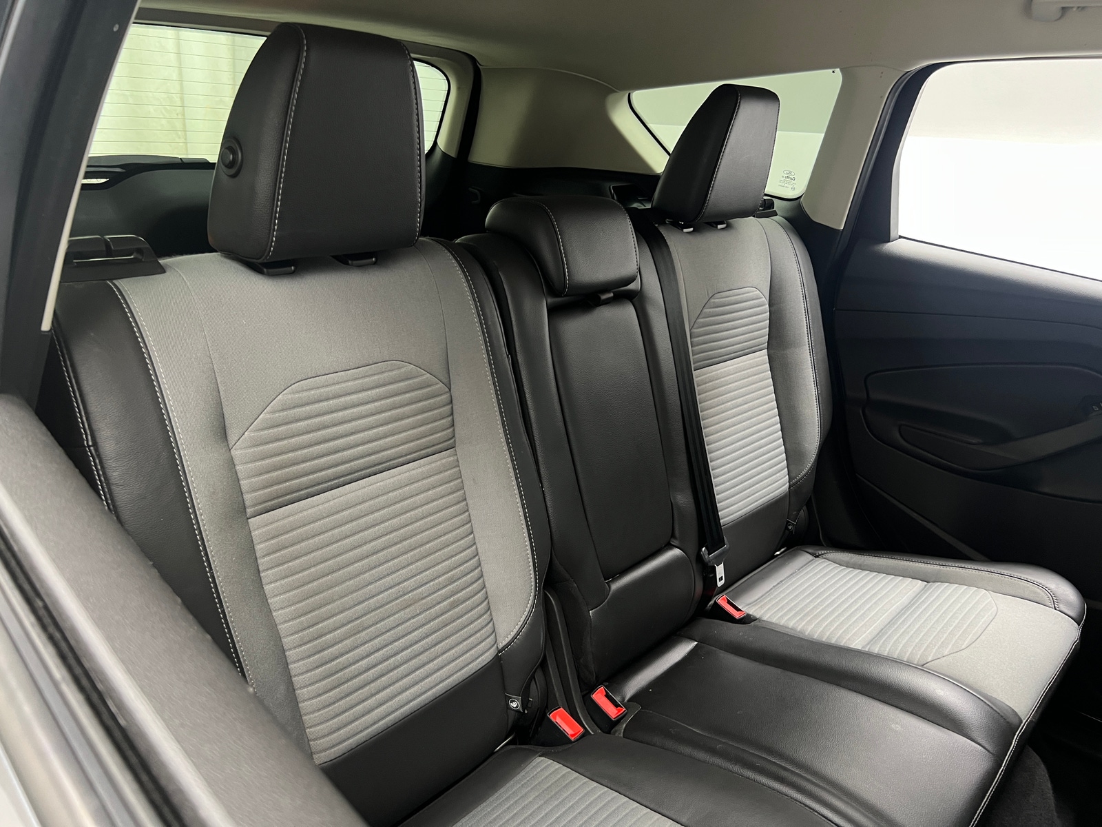 Thumbnail: 2017 Ford Escape - 6