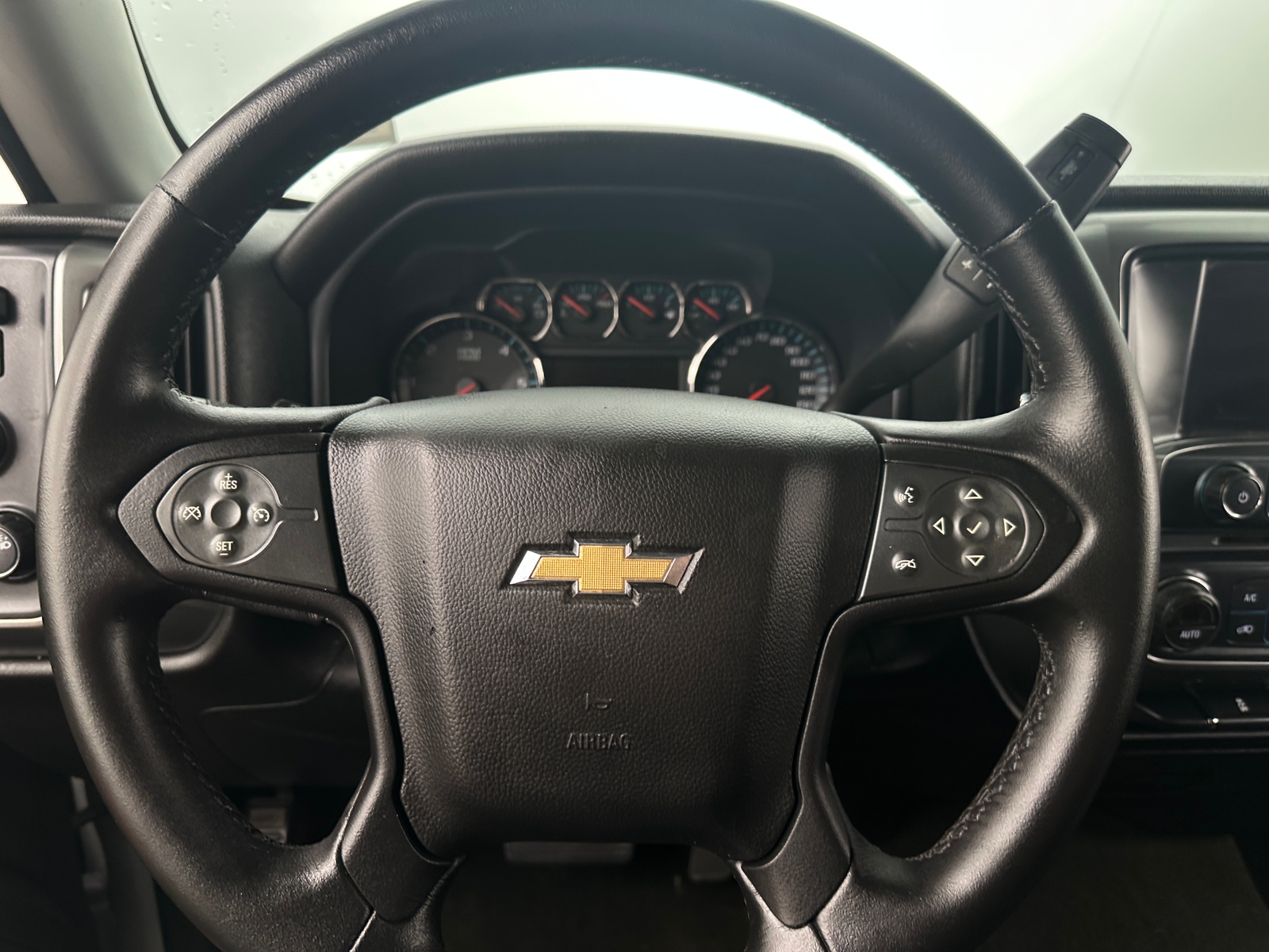Thumbnail: 2017 Chevrolet Silverado 1500 - 5
