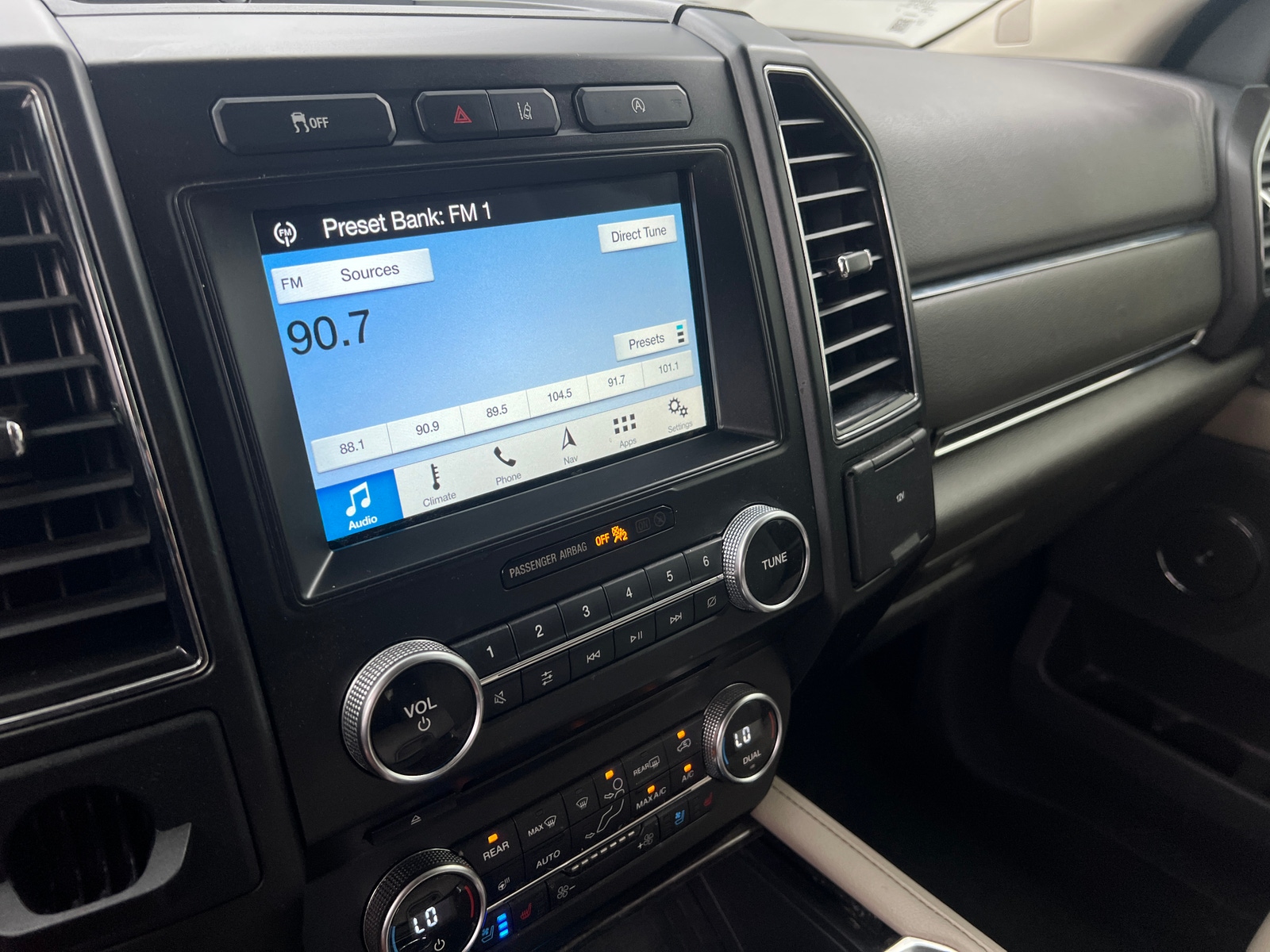 Thumbnail: 2018 Ford Expedition - 3