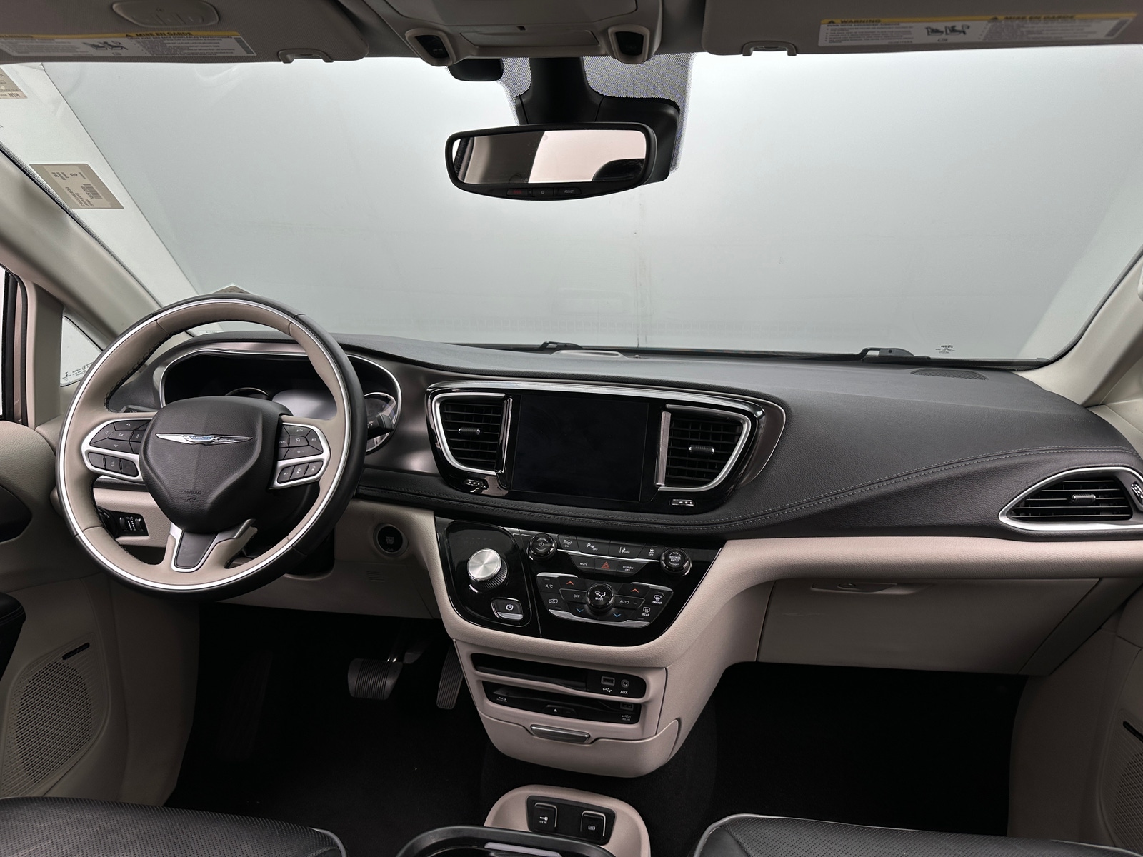 Thumbnail: 2018 Chrysler Pacifica - 2