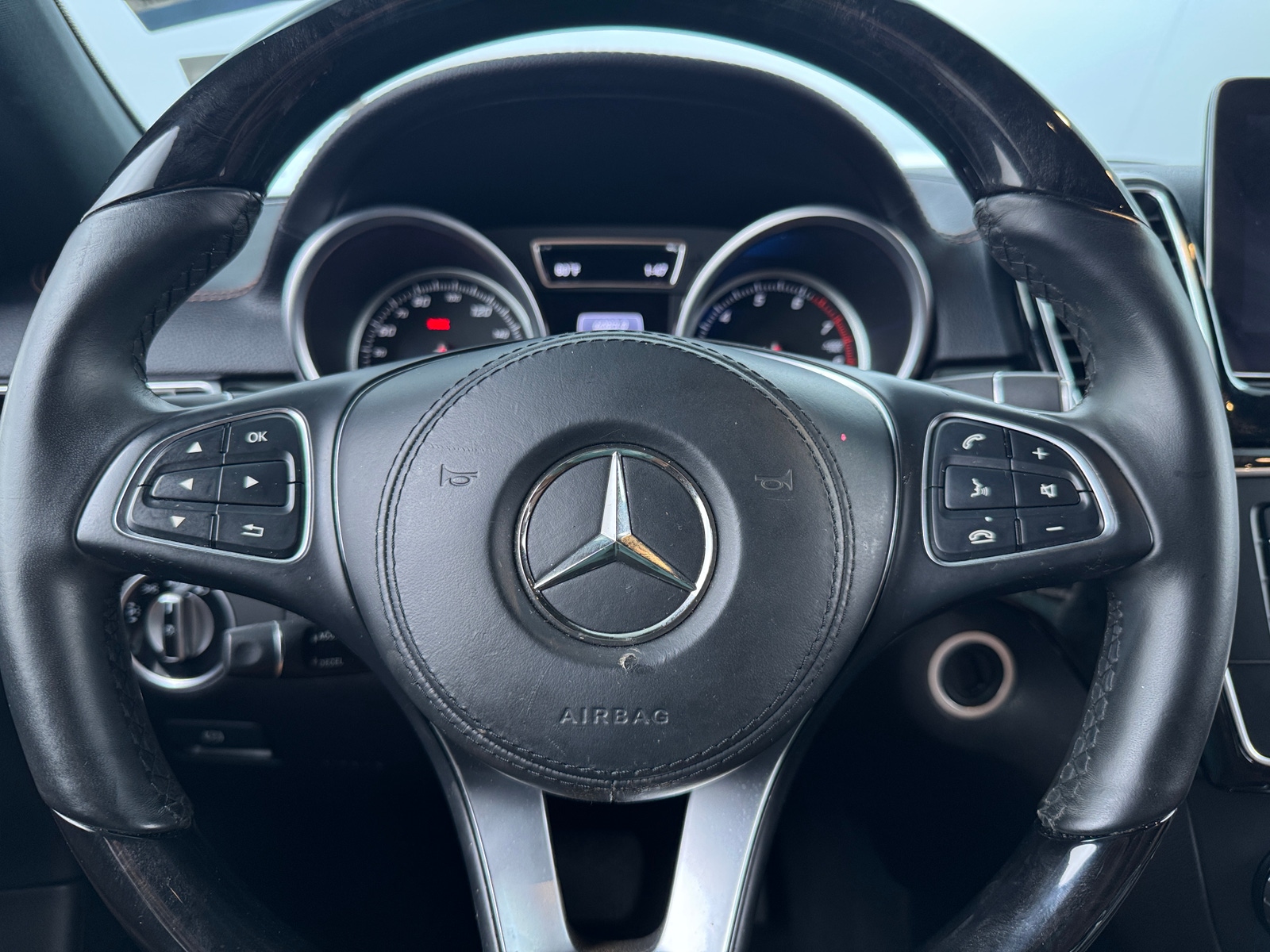 Thumbnail: 2018 Mercedes-Benz GLS - 4