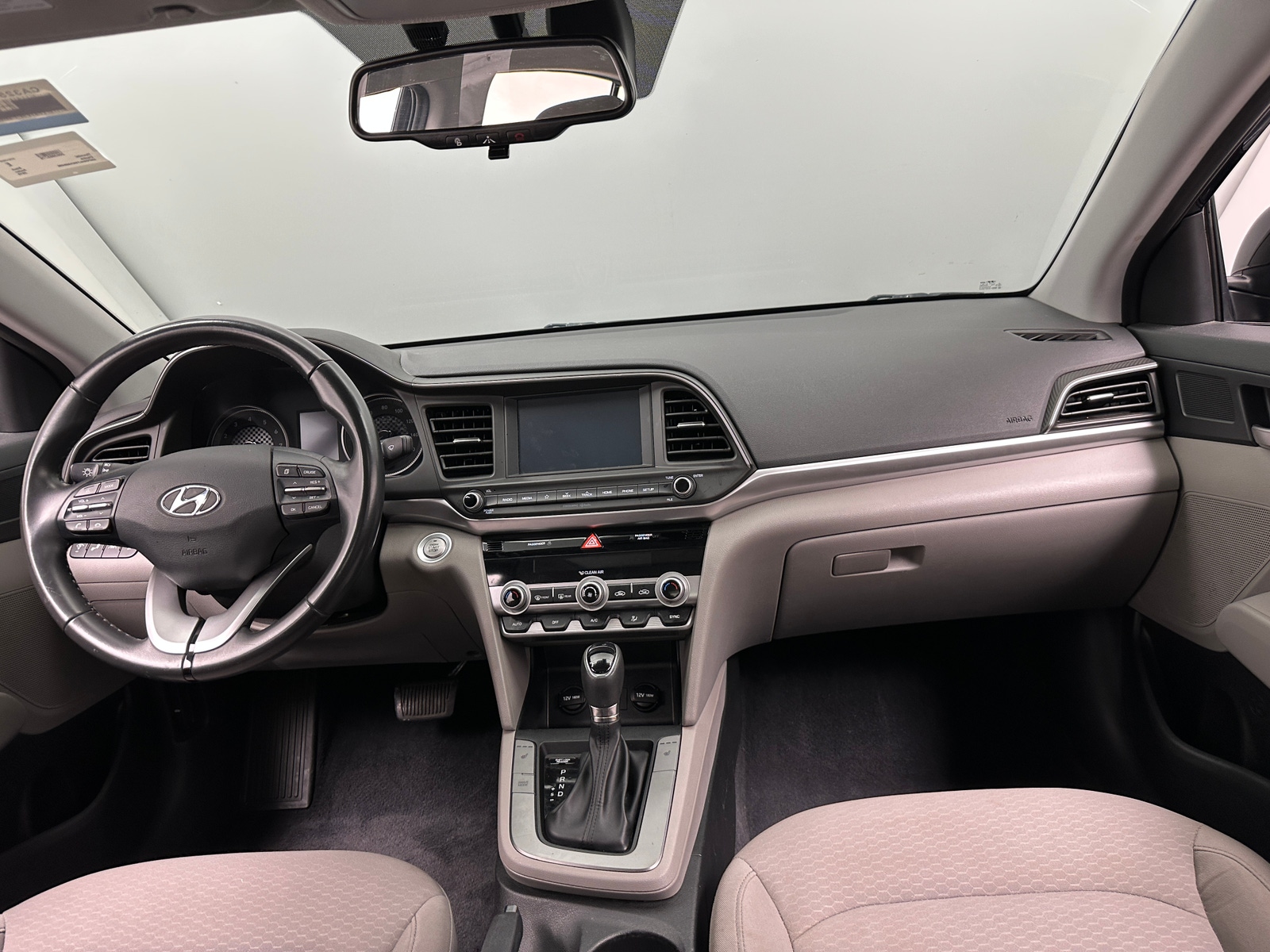 Thumbnail: 2019 Hyundai Elantra - 3