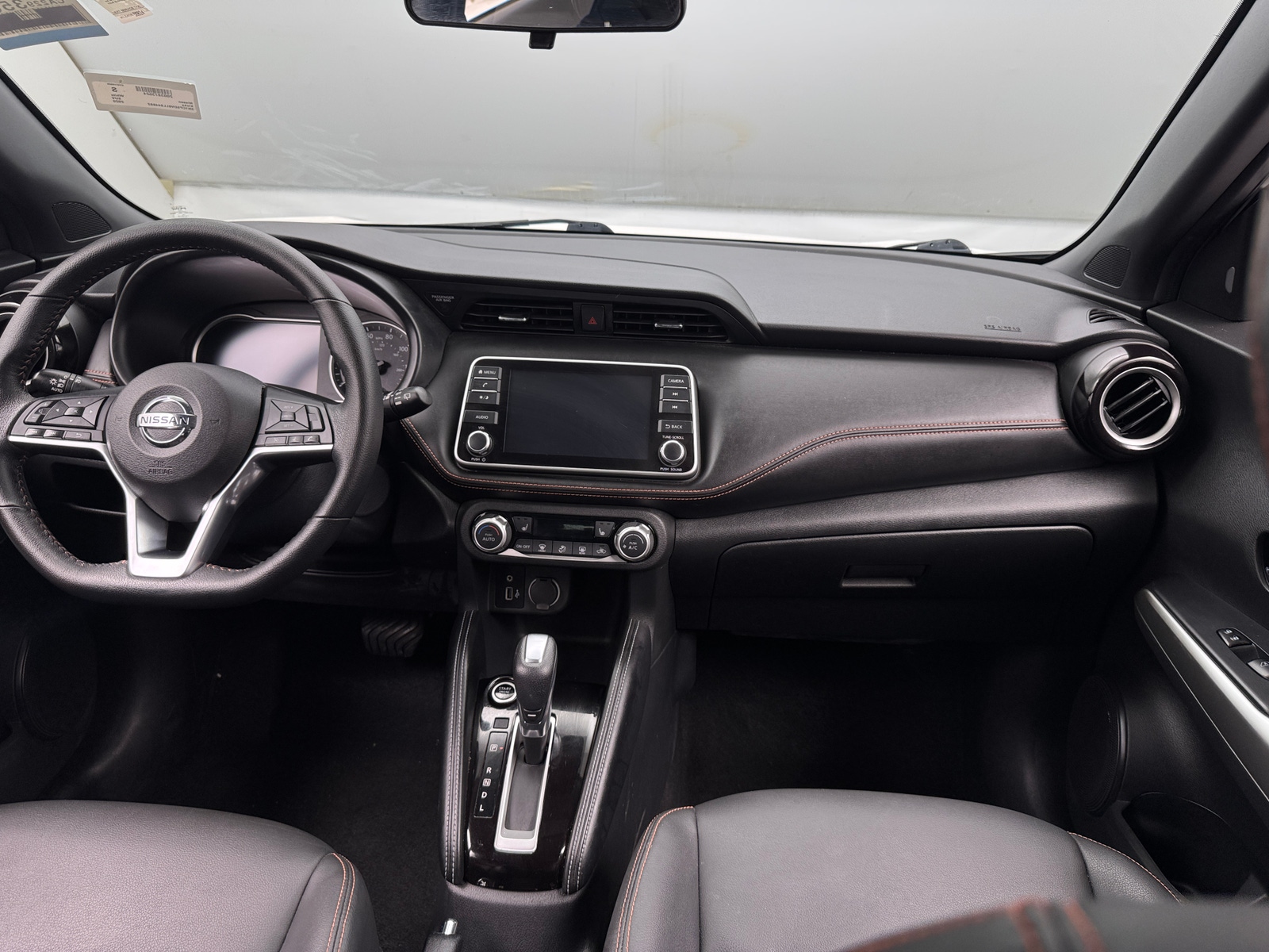 Thumbnail: 2020 Nissan Kicks - 2
