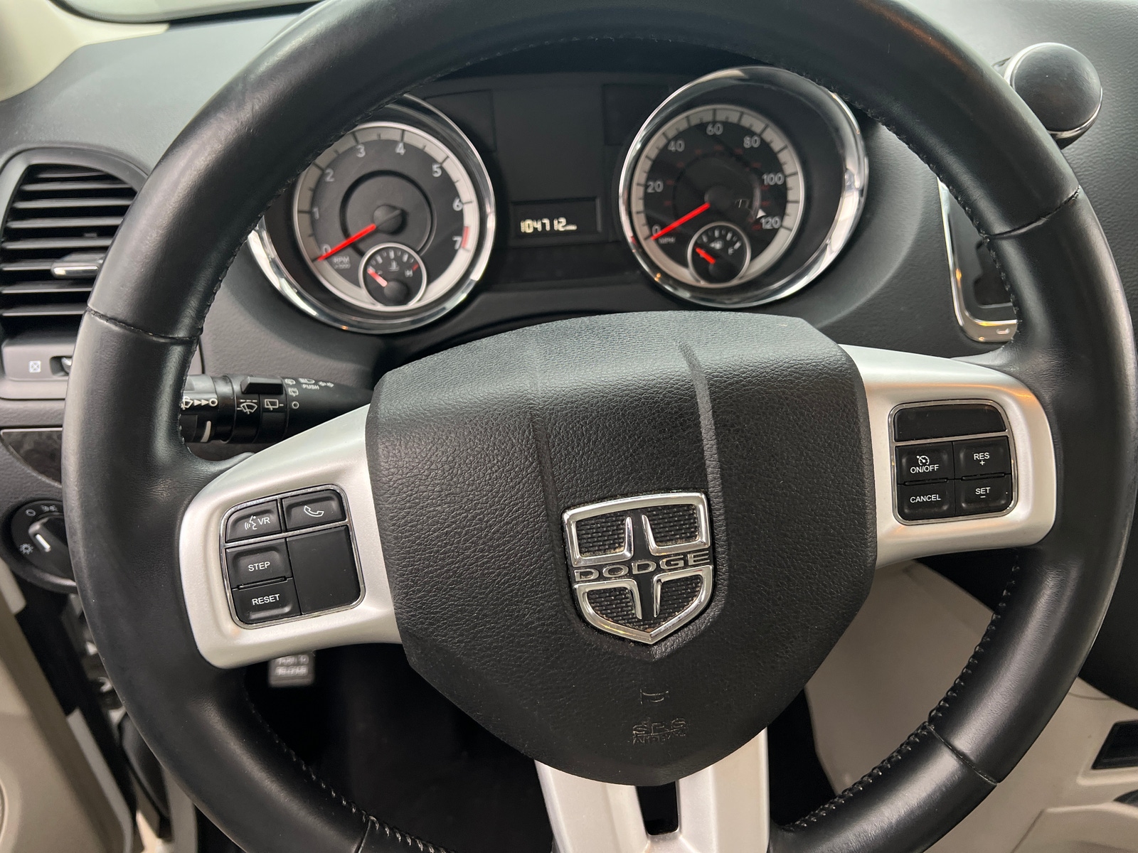 Thumbnail: 2017 Dodge Grand Caravan - 5