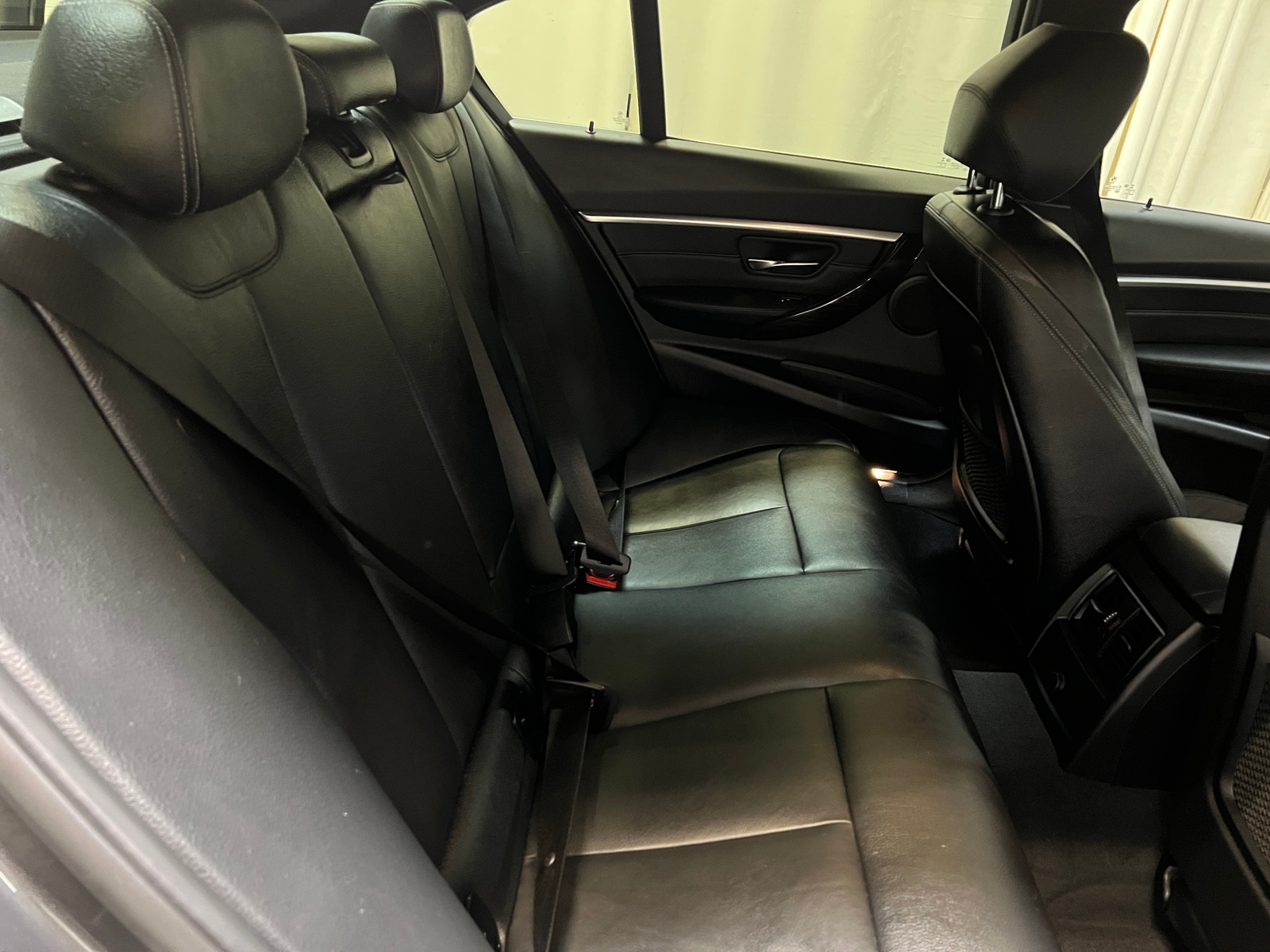 Thumbnail: 2018 BMW 3 Series - 5