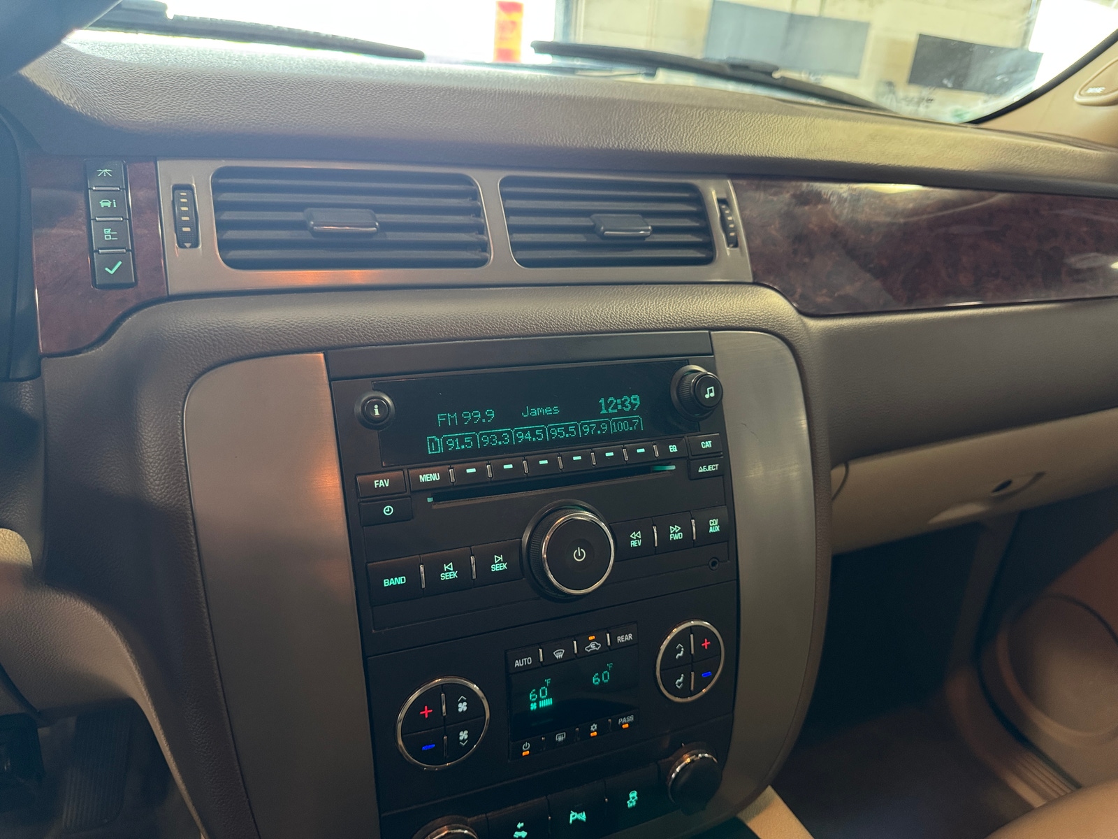 Thumbnail: 2014 GMC Yukon XL - 3